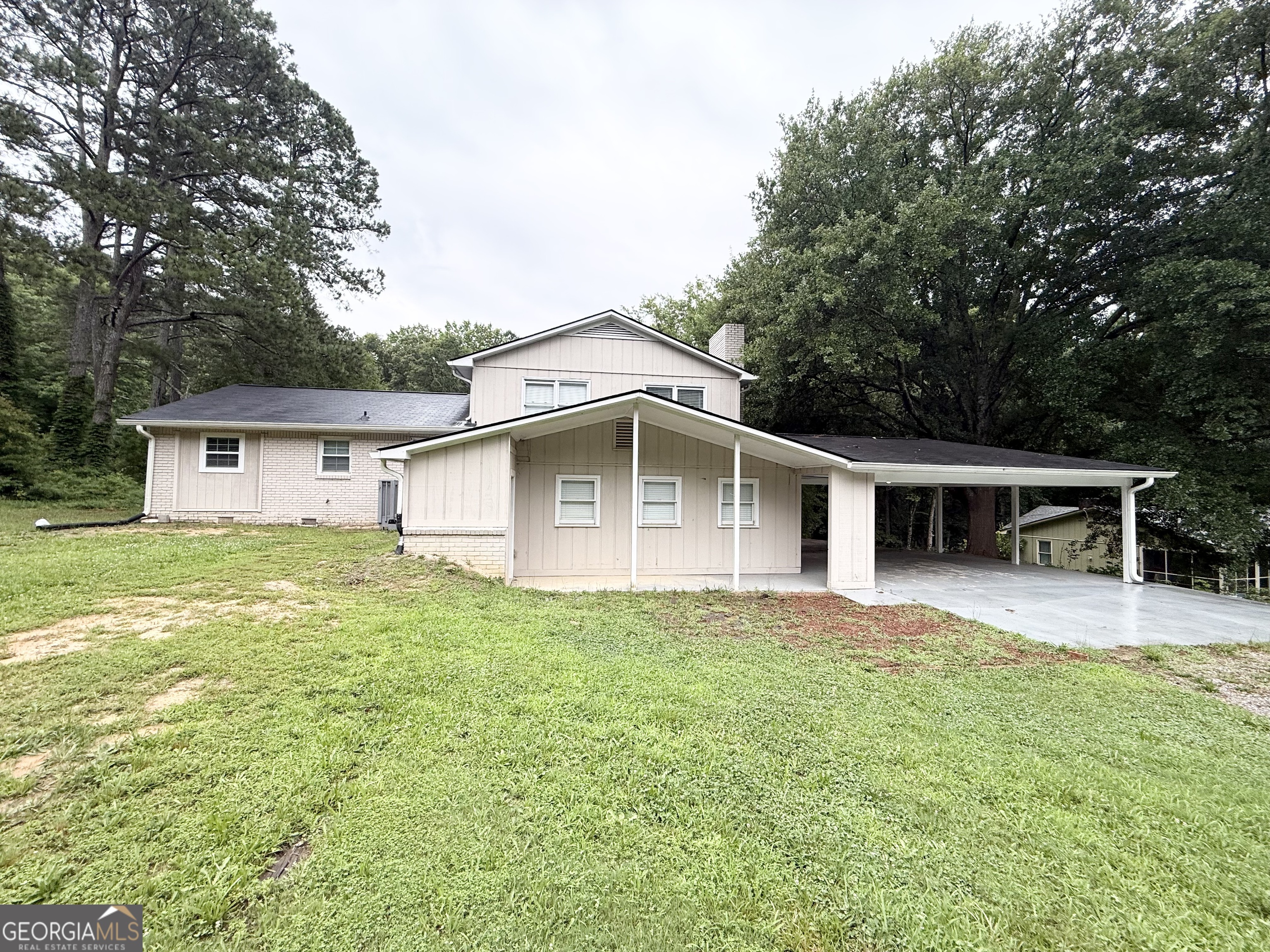 1165 Huey Road Property Photo 2