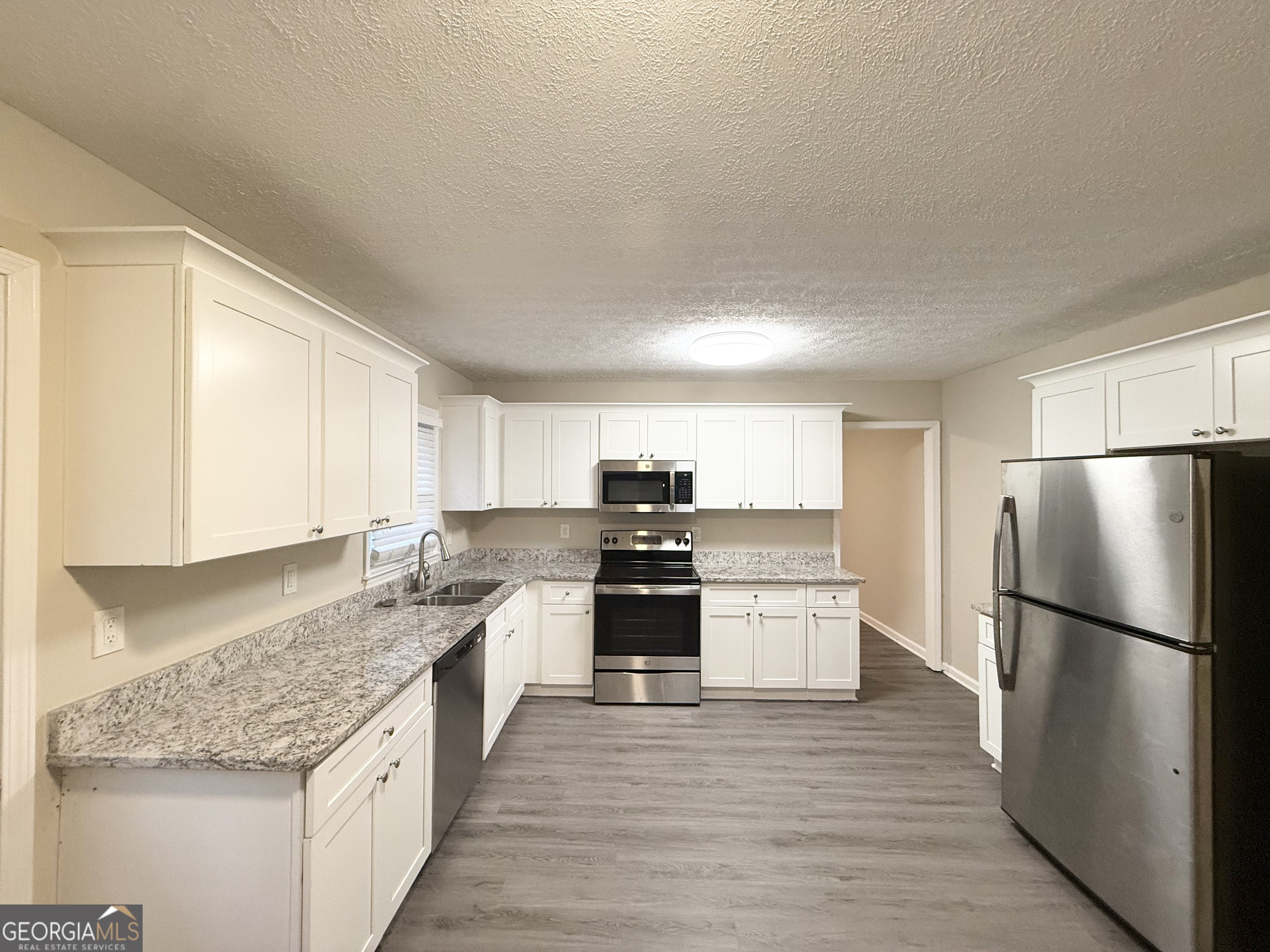 1165 Huey Road Property Photo 4