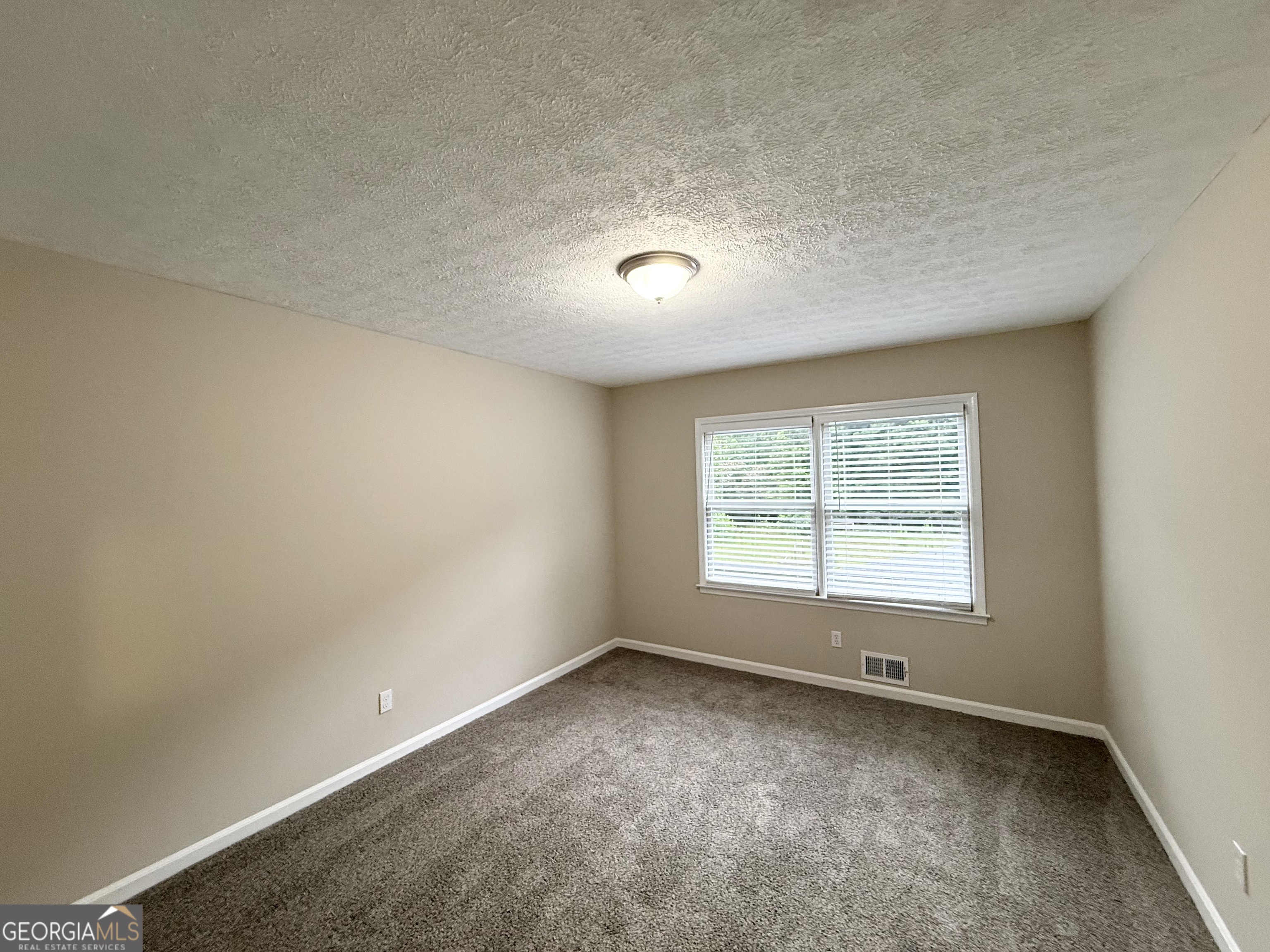 1165 Huey Road Property Photo 9