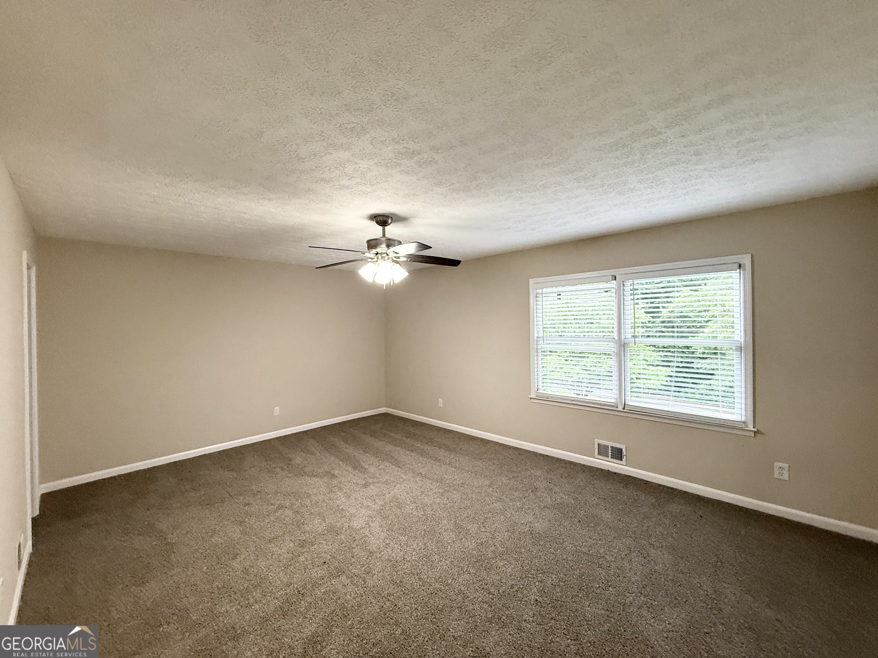 1165 Huey Road Property Photo 10