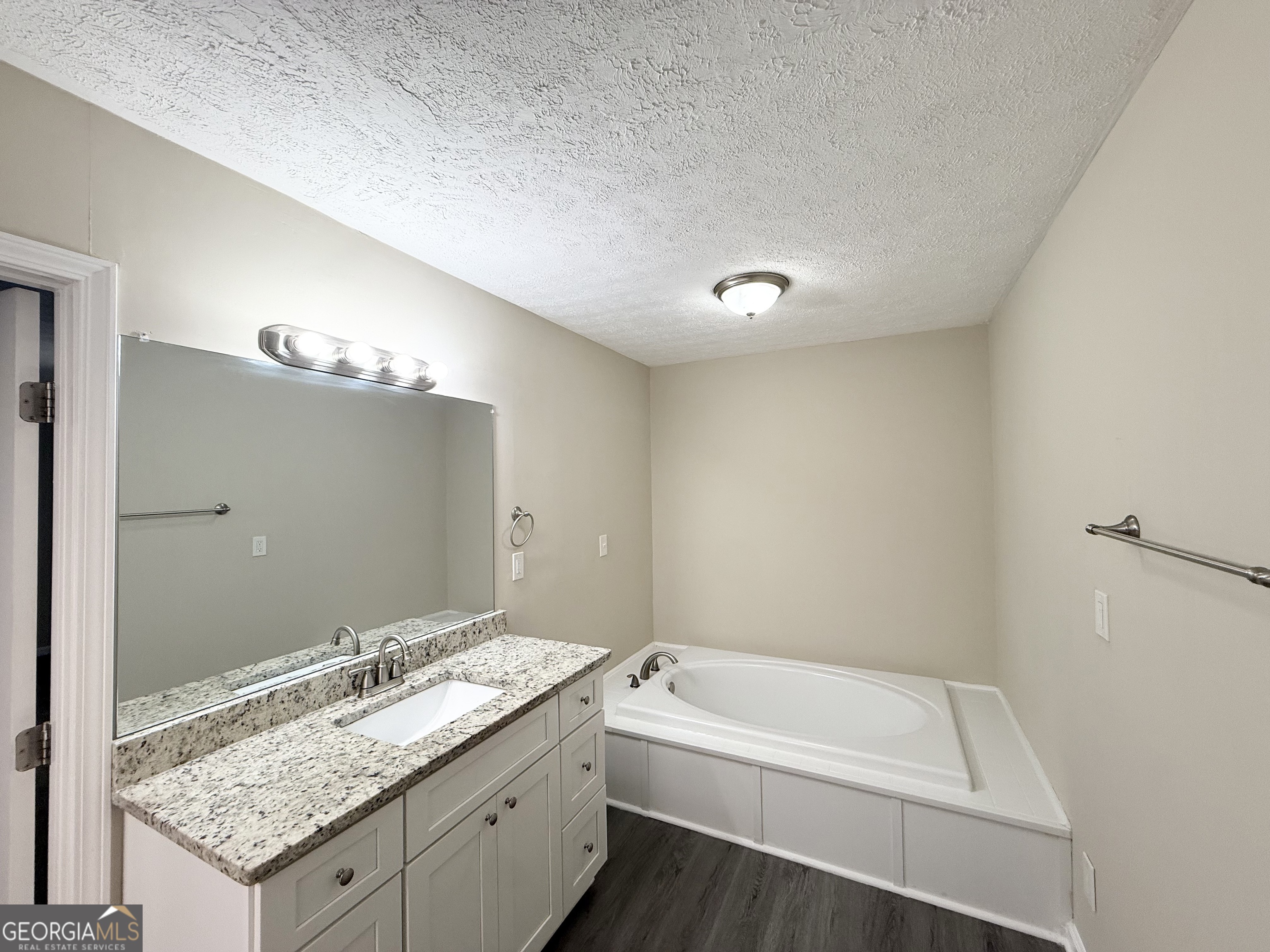 1165 Huey Road Property Photo 13