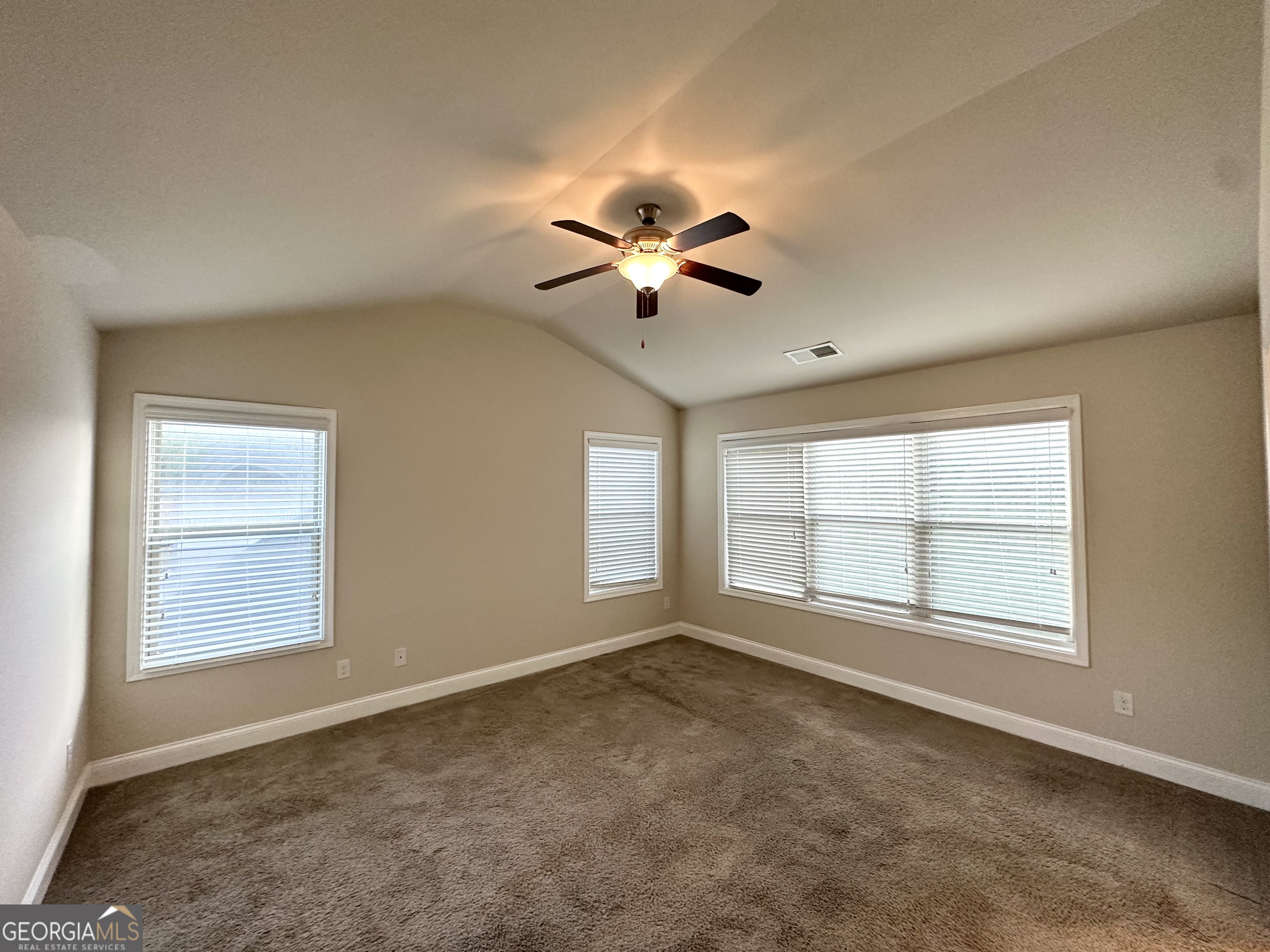 124 Donegal Way Property Photo 7