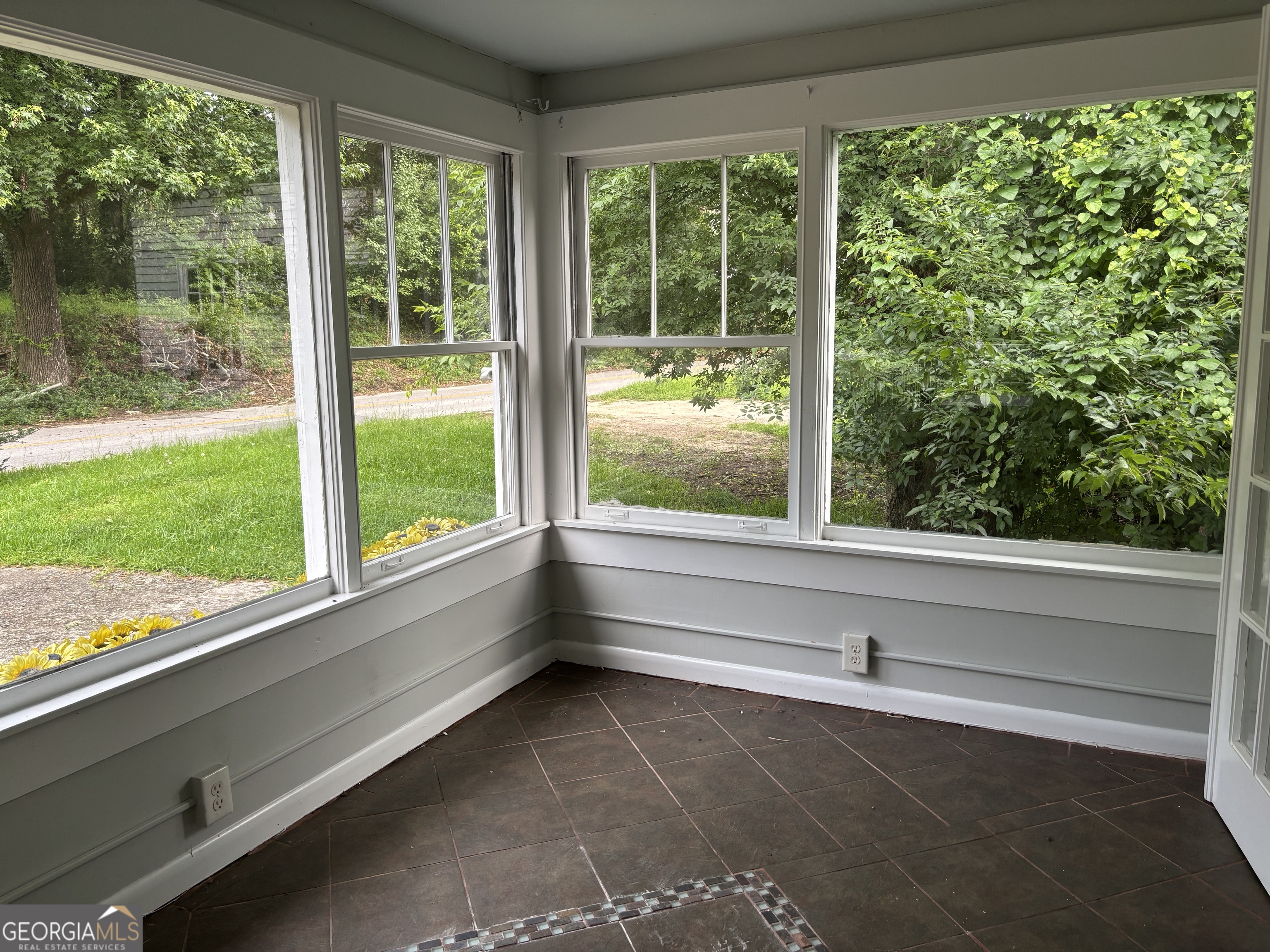 1194 Briarcliff Road Property Photo 12
