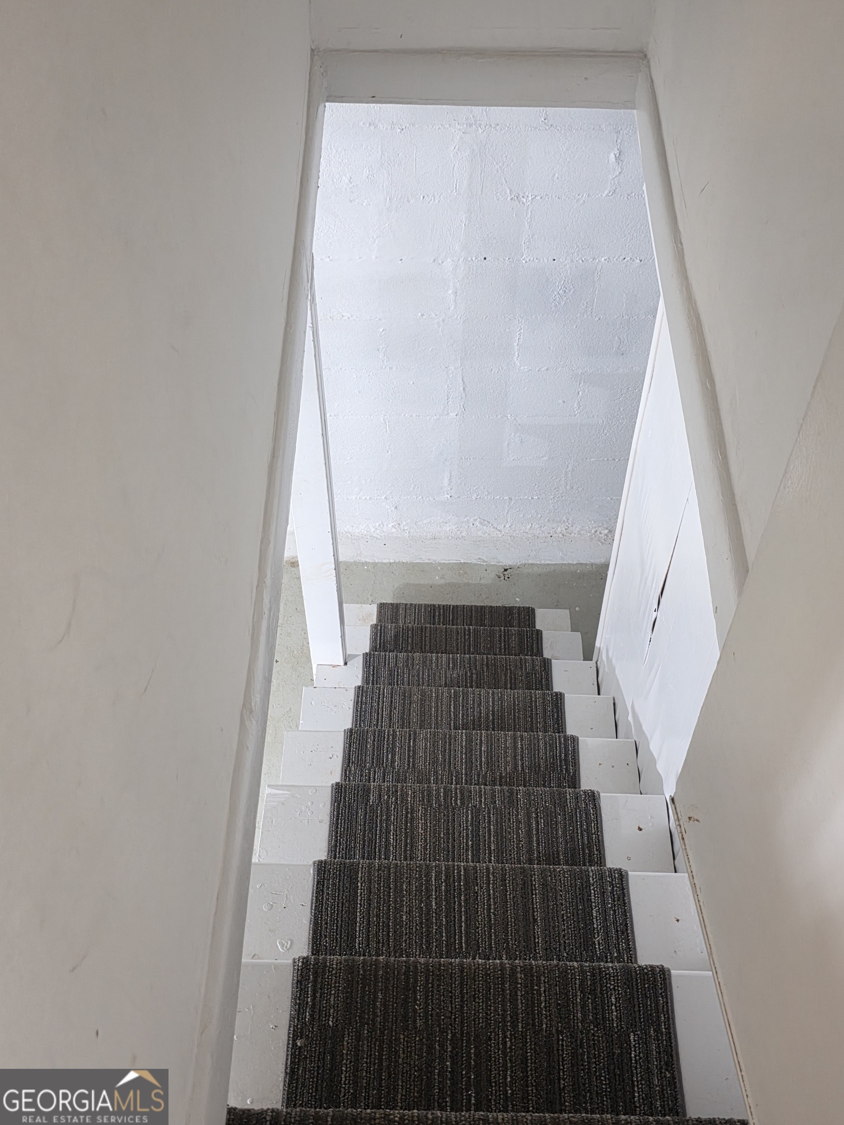 3460 Meadowview Drive Property Photo 11