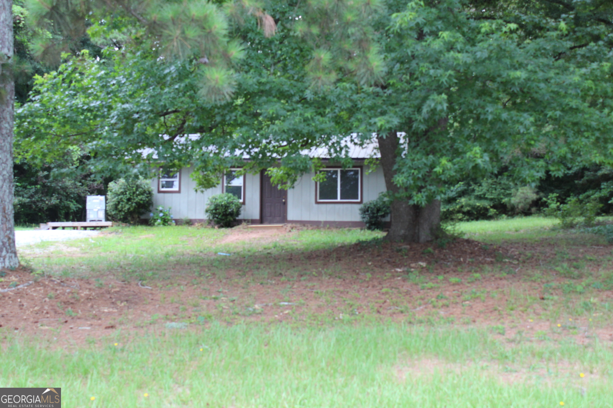146 E Wright Street Property Photo 1