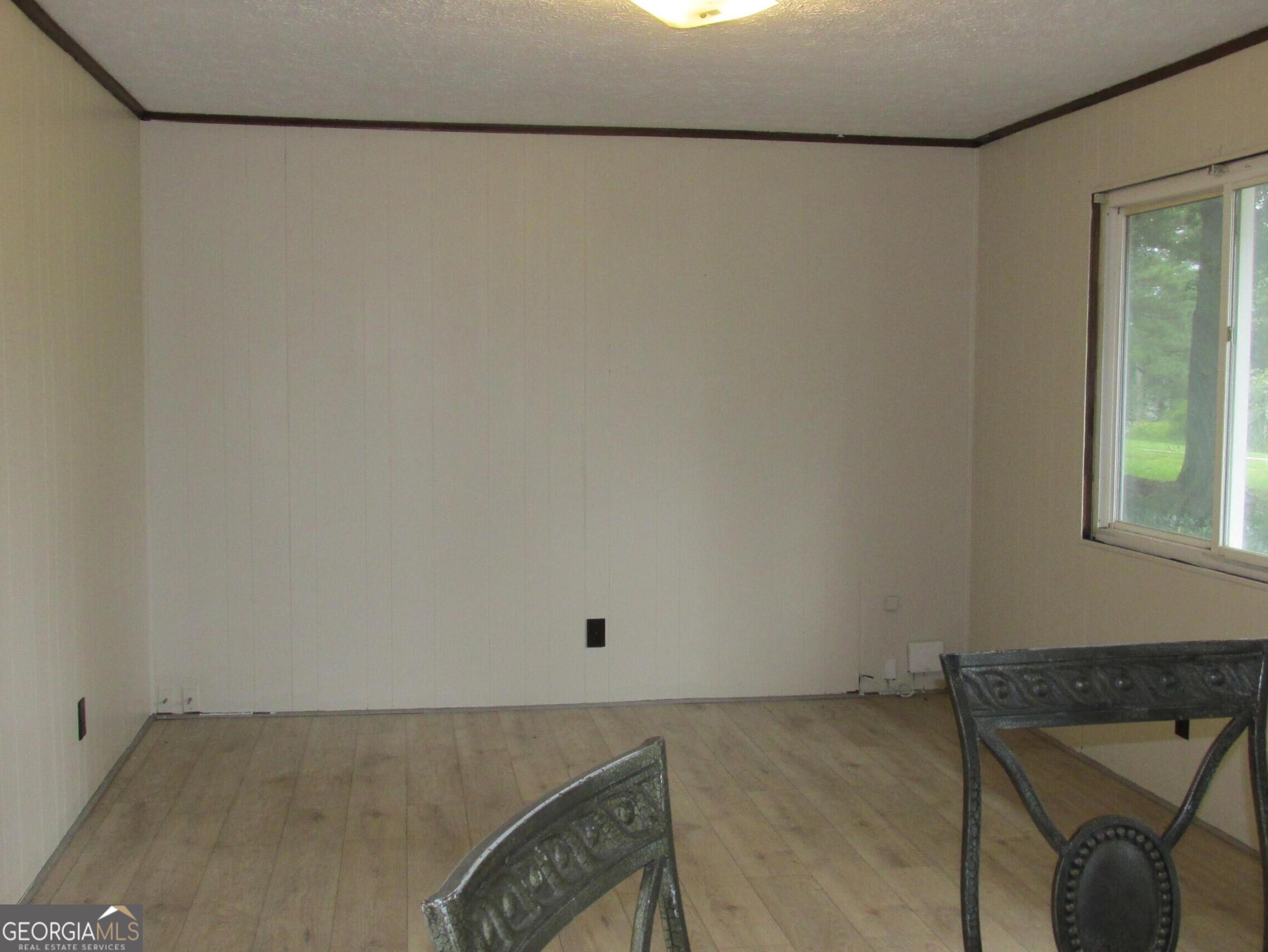 146 E Wright Street Property Photo 5
