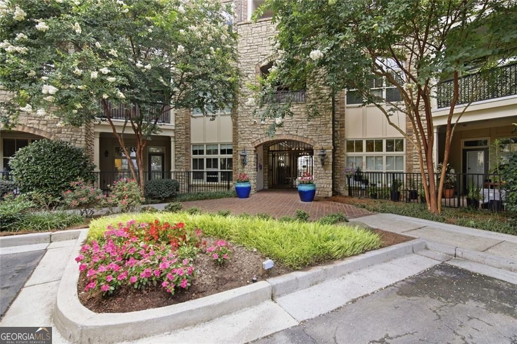 625 Piedmont Avenue Ne # 103 Property Photo 1