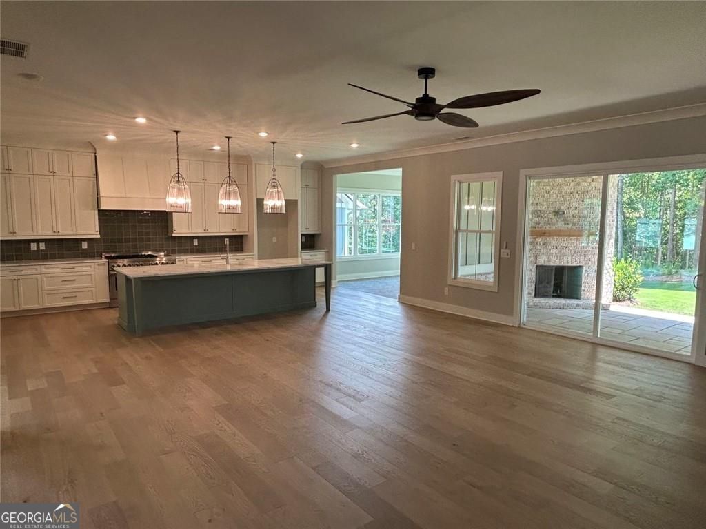 1618 Ahaluna Drive Property Photo 3