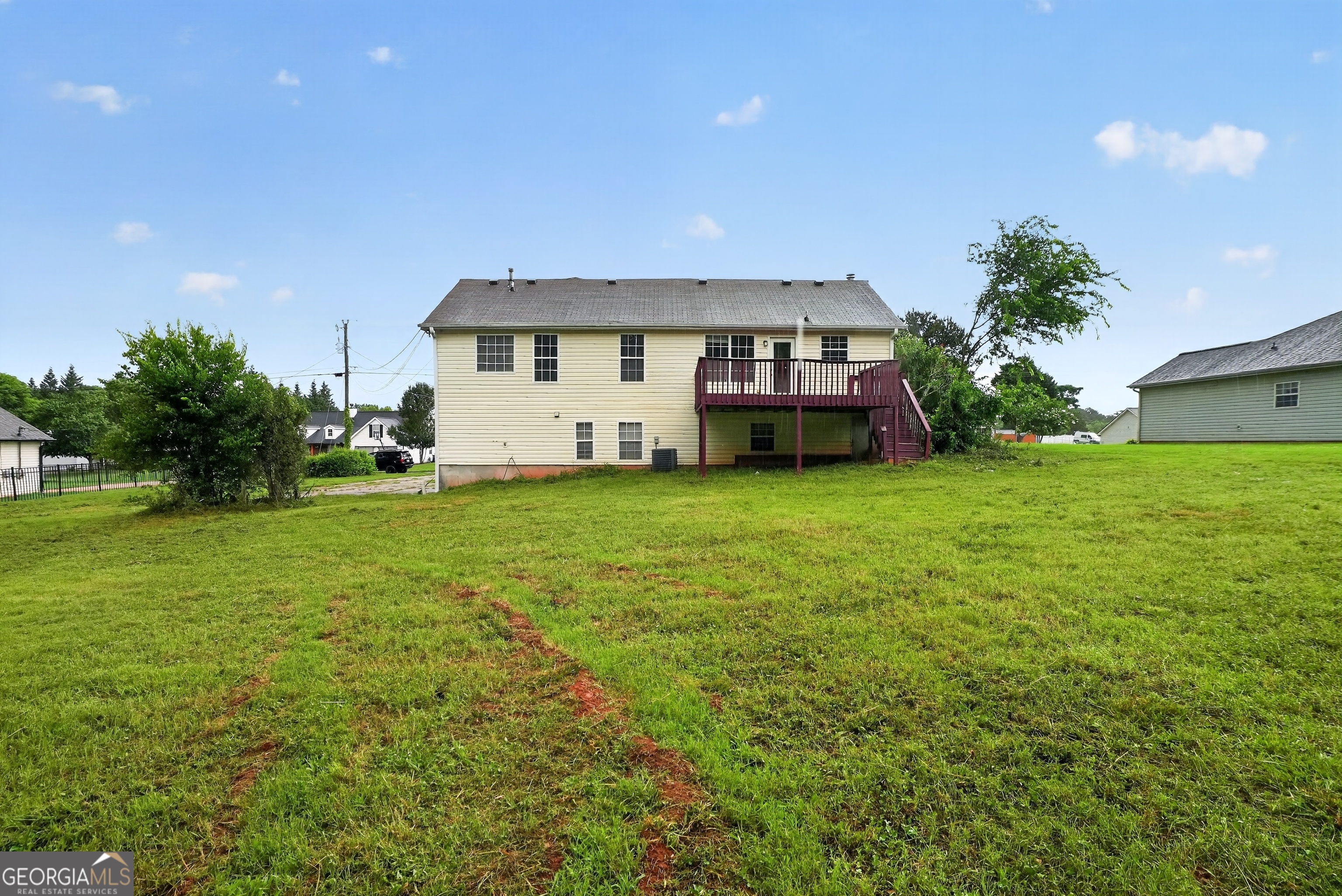 75 Linsley Way Property Photo 17