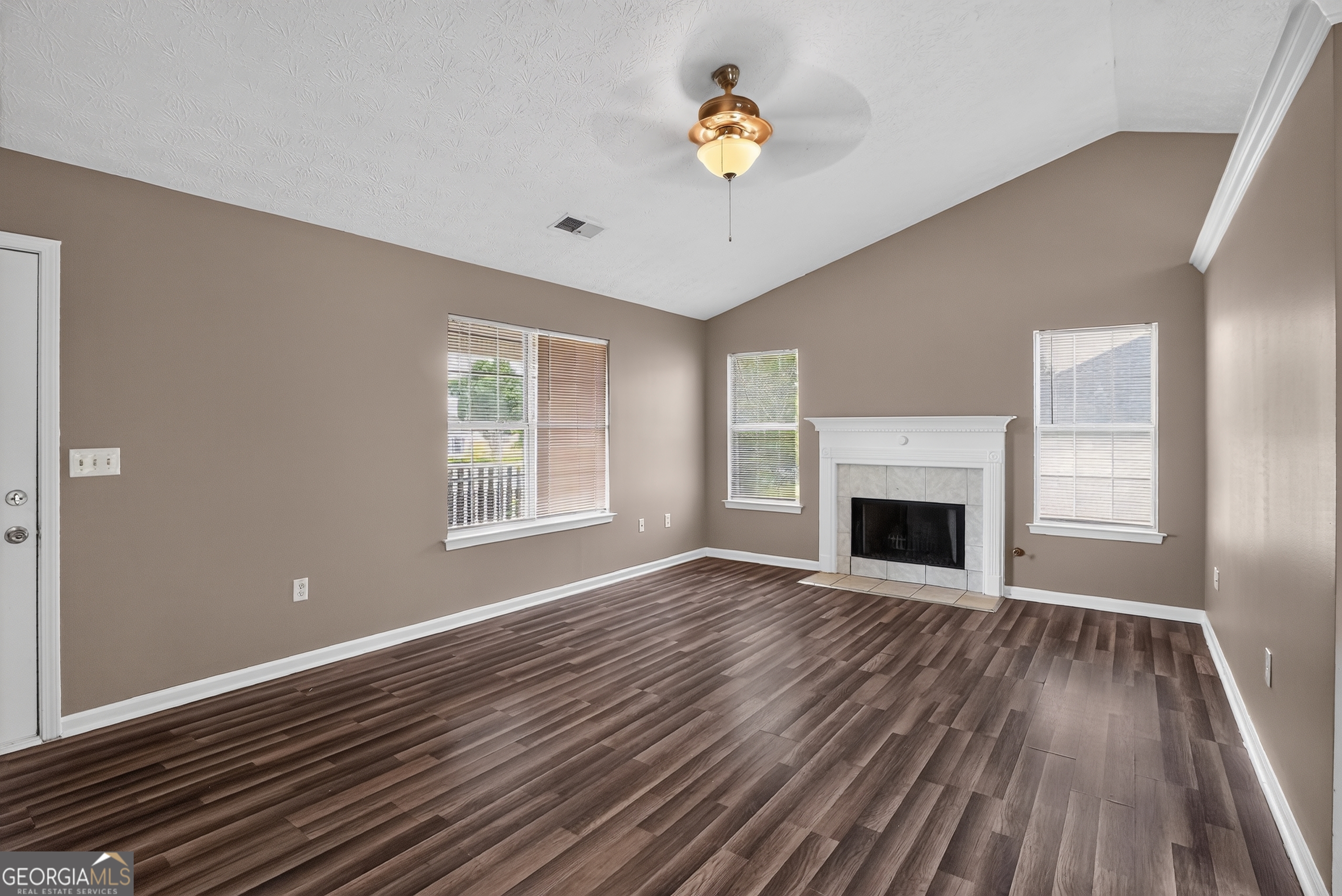 75 Linsley Way Property Photo 24