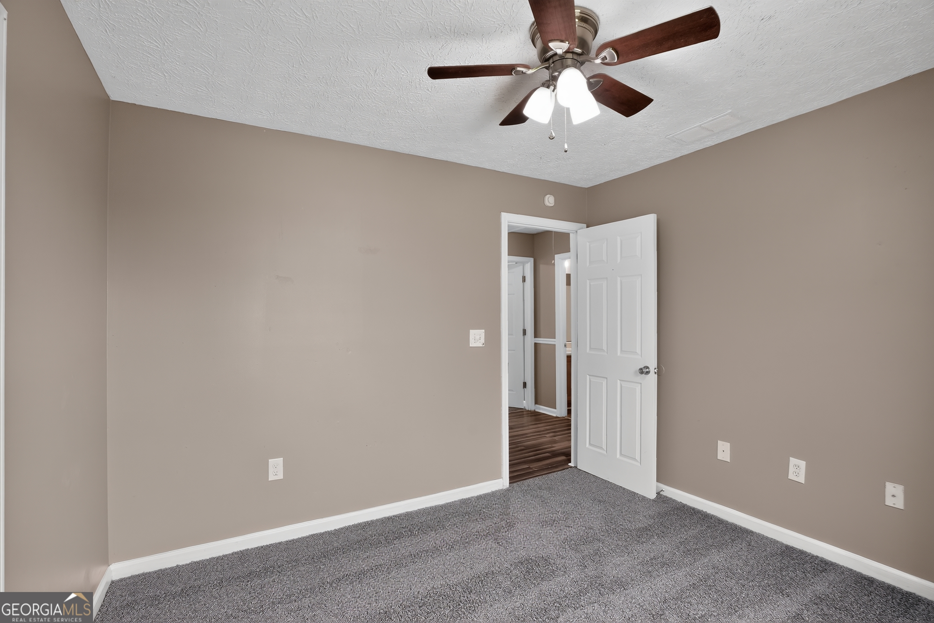 75 Linsley Way Property Photo 30