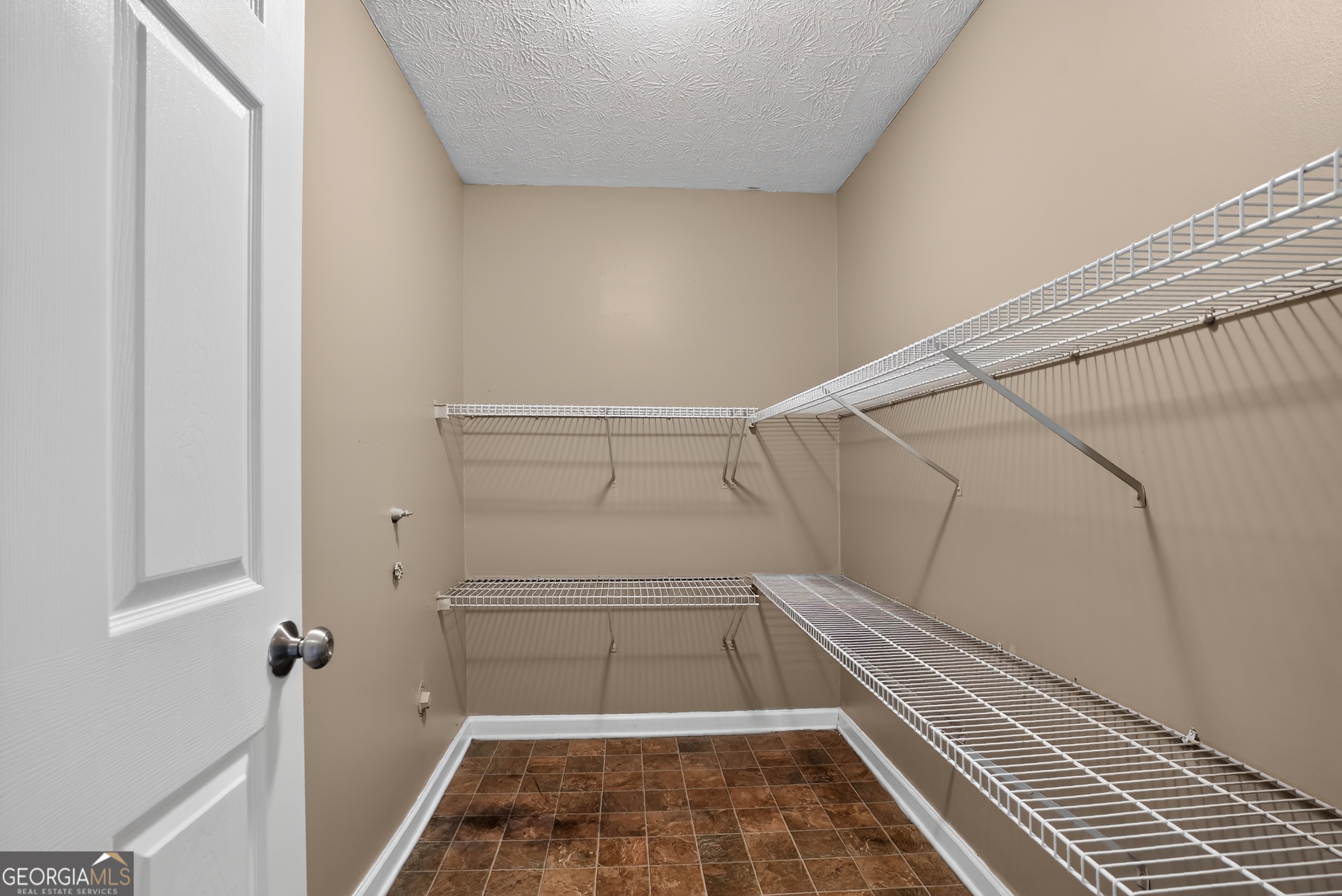 75 Linsley Way Property Photo 38