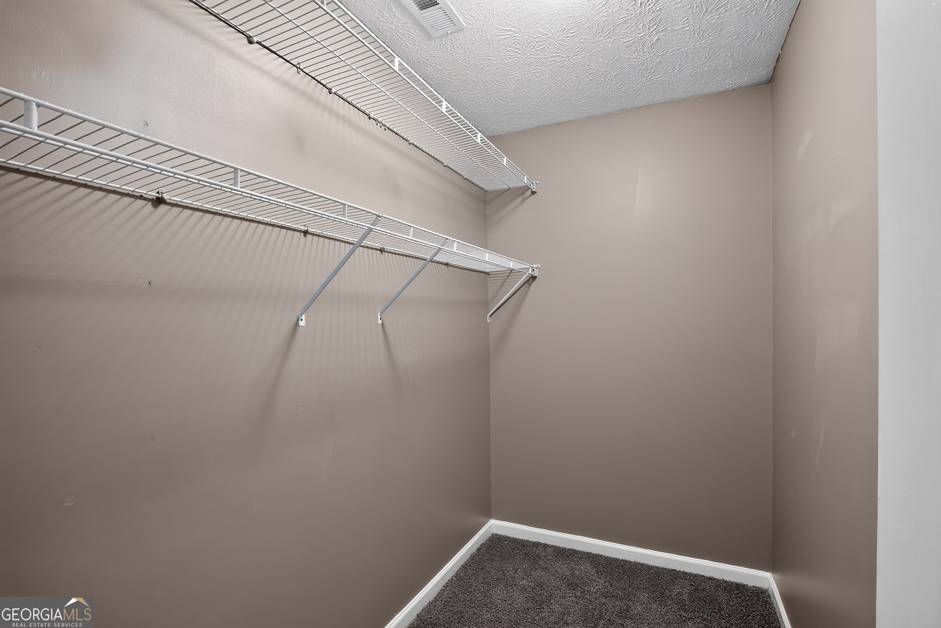 75 Linsley Way Property Photo 40