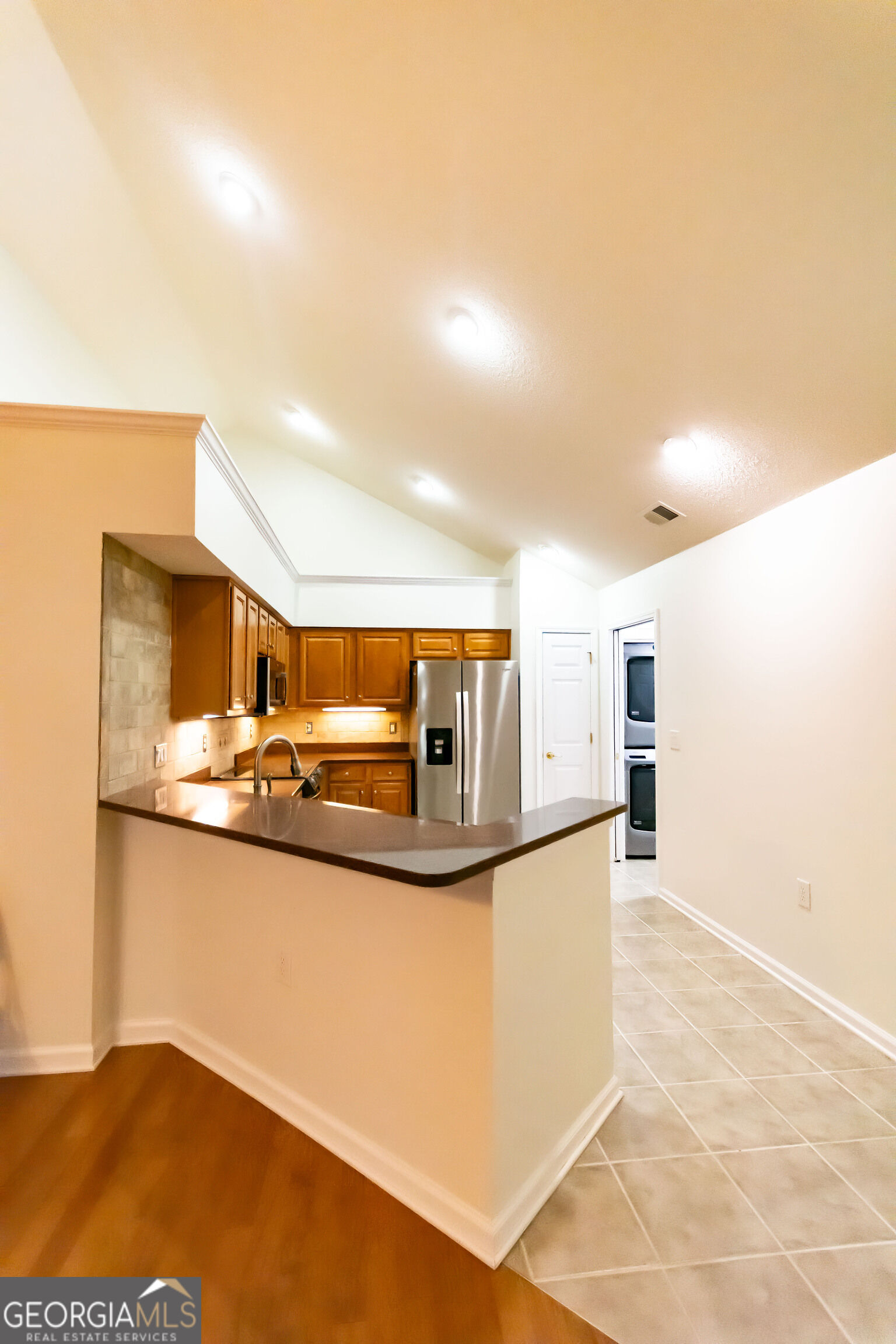 6107 Menlow Court Property Photo 2