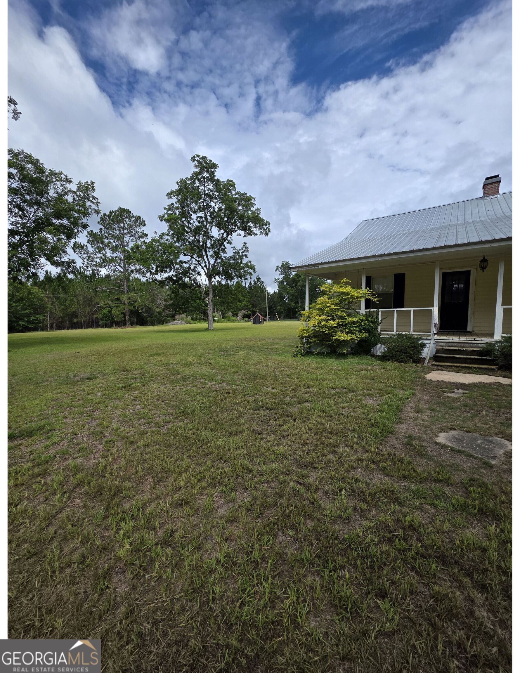 234 Robin Road Property Photo 3