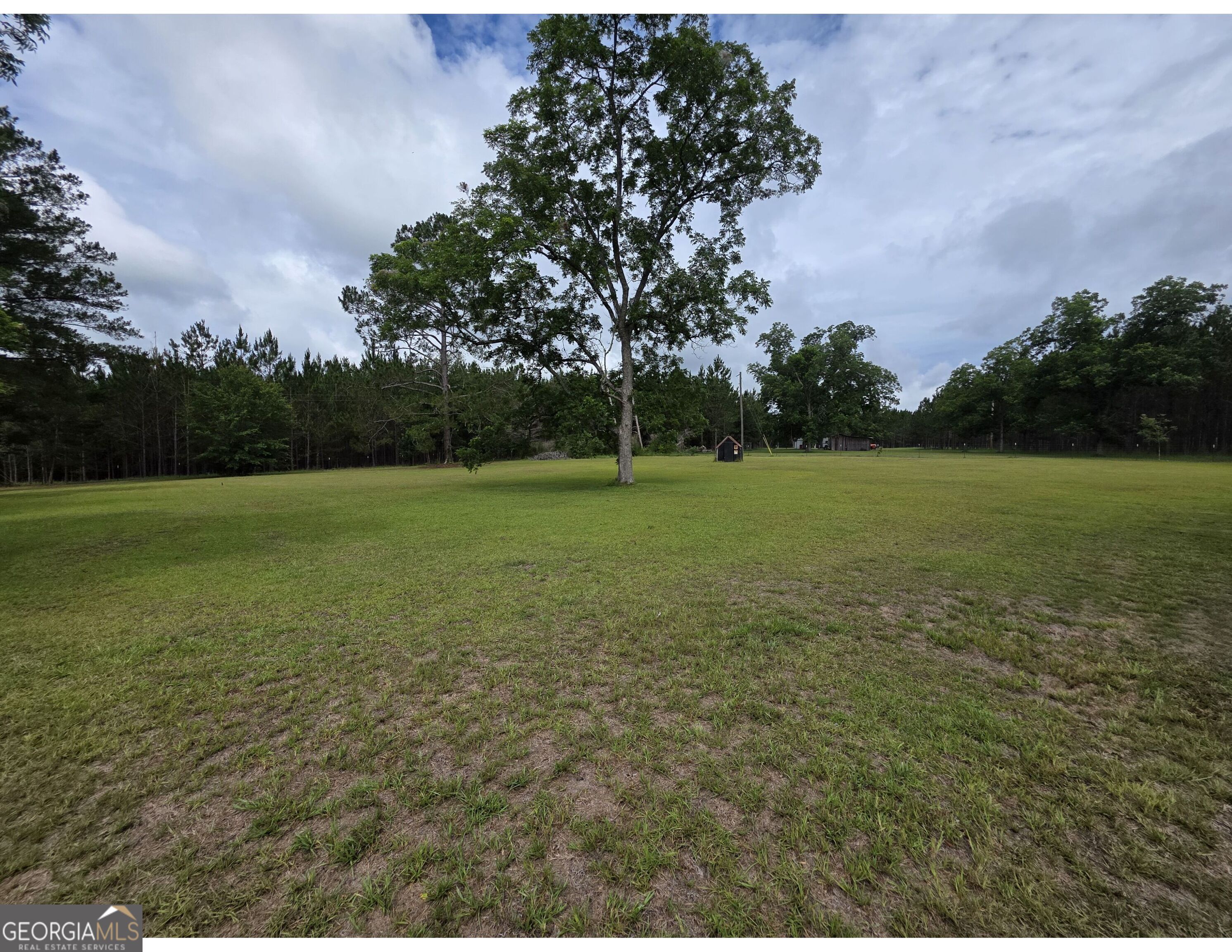 234 Robin Road Property Photo 4