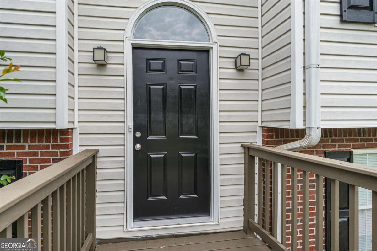 1312 Vine Circle Property Photo 4