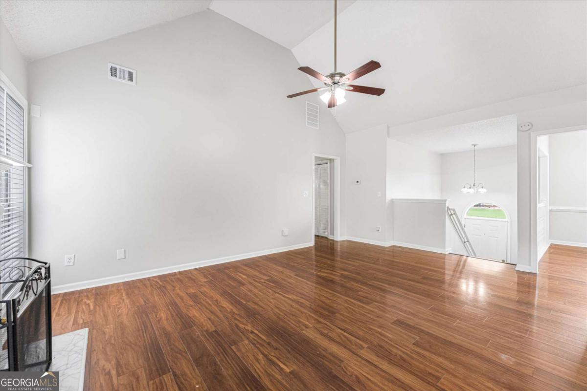 1312 Vine Circle Property Photo 12
