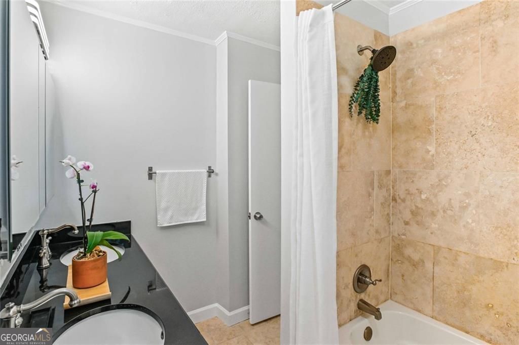 1297 Diamond Avenue Se Property Photo 5