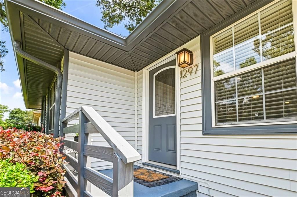 1297 Diamond Avenue Se Property Photo 8