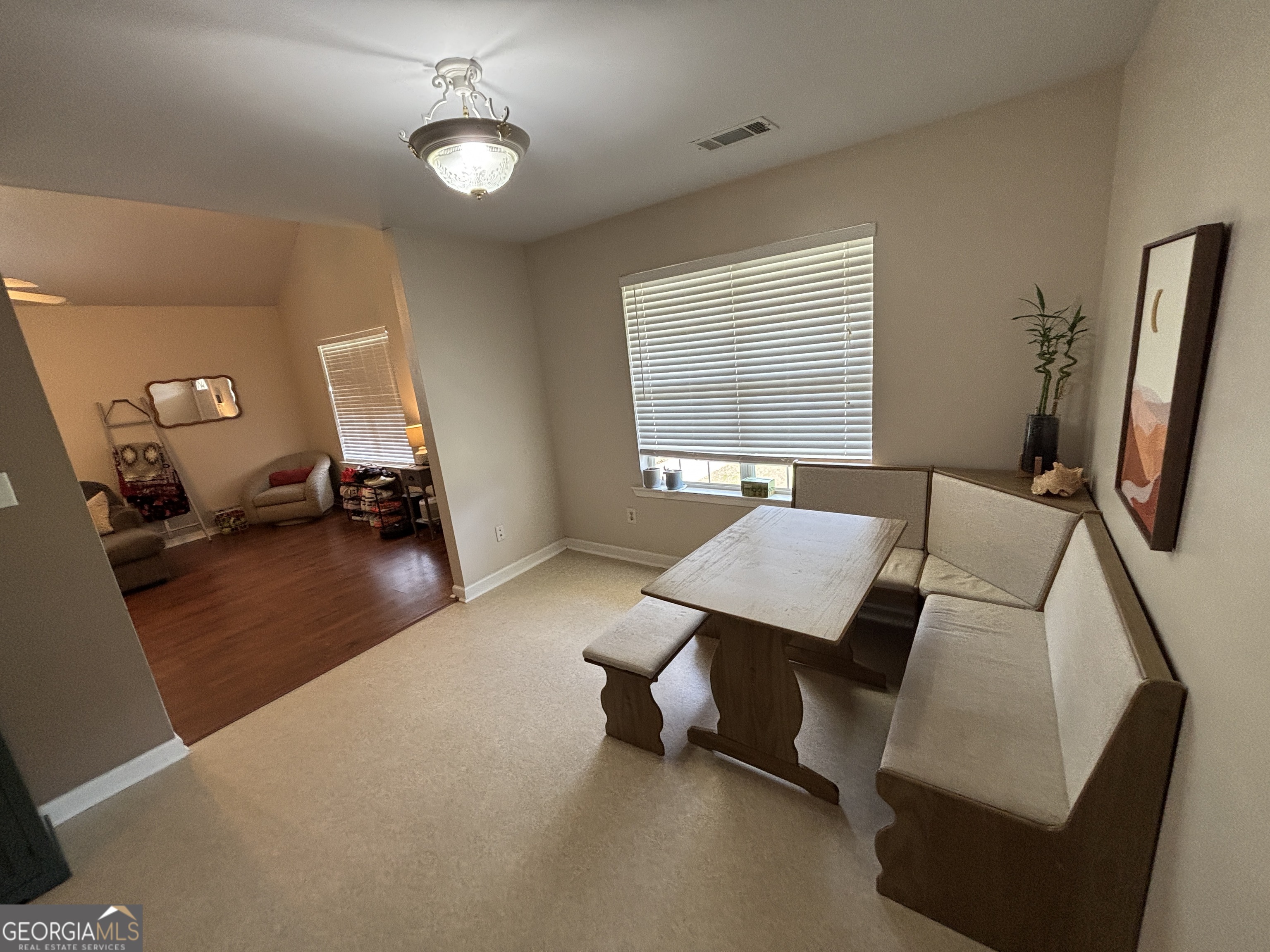 126 Kentshire Lane Property Photo 8