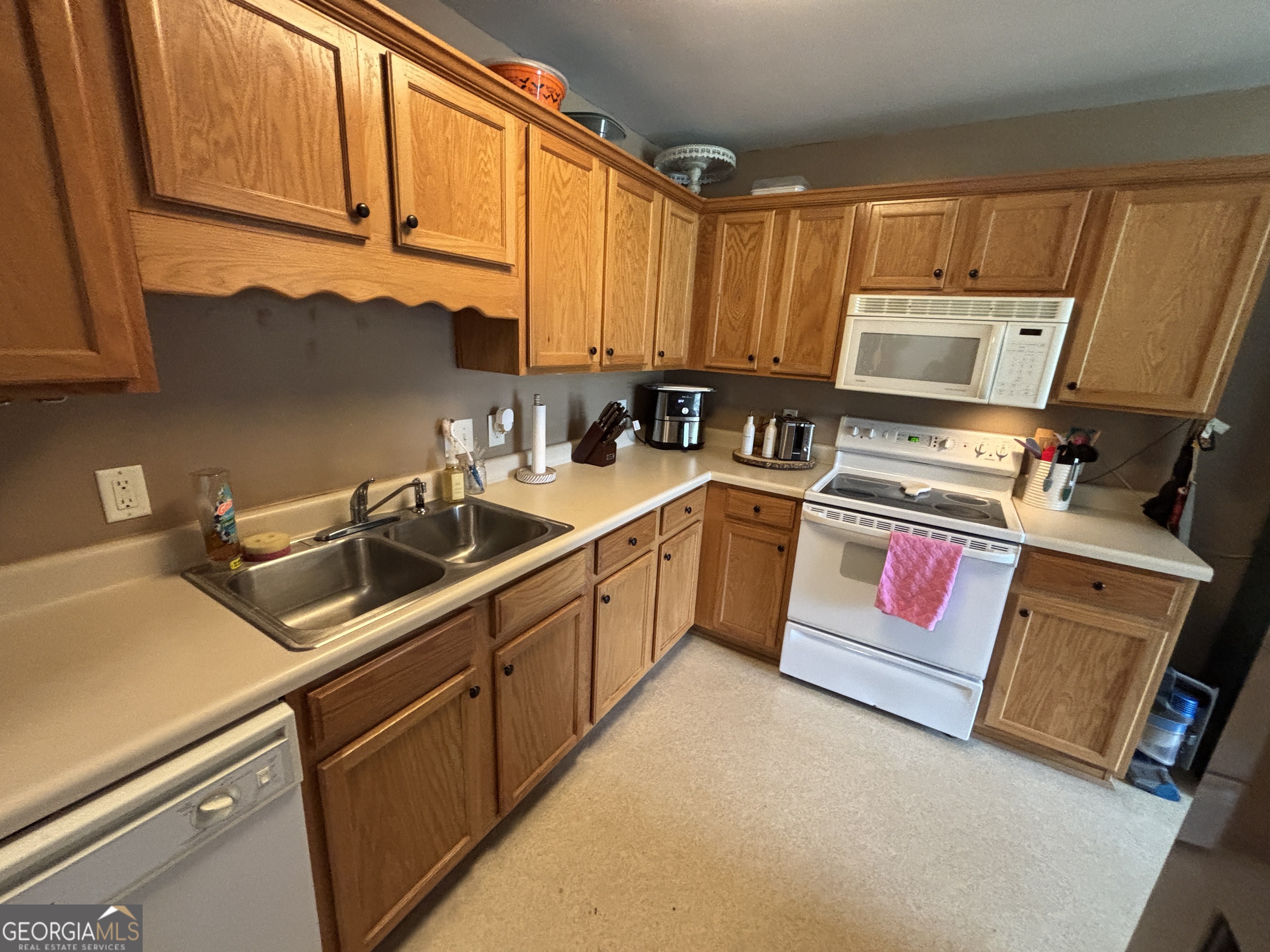 126 Kentshire Lane Property Photo 17