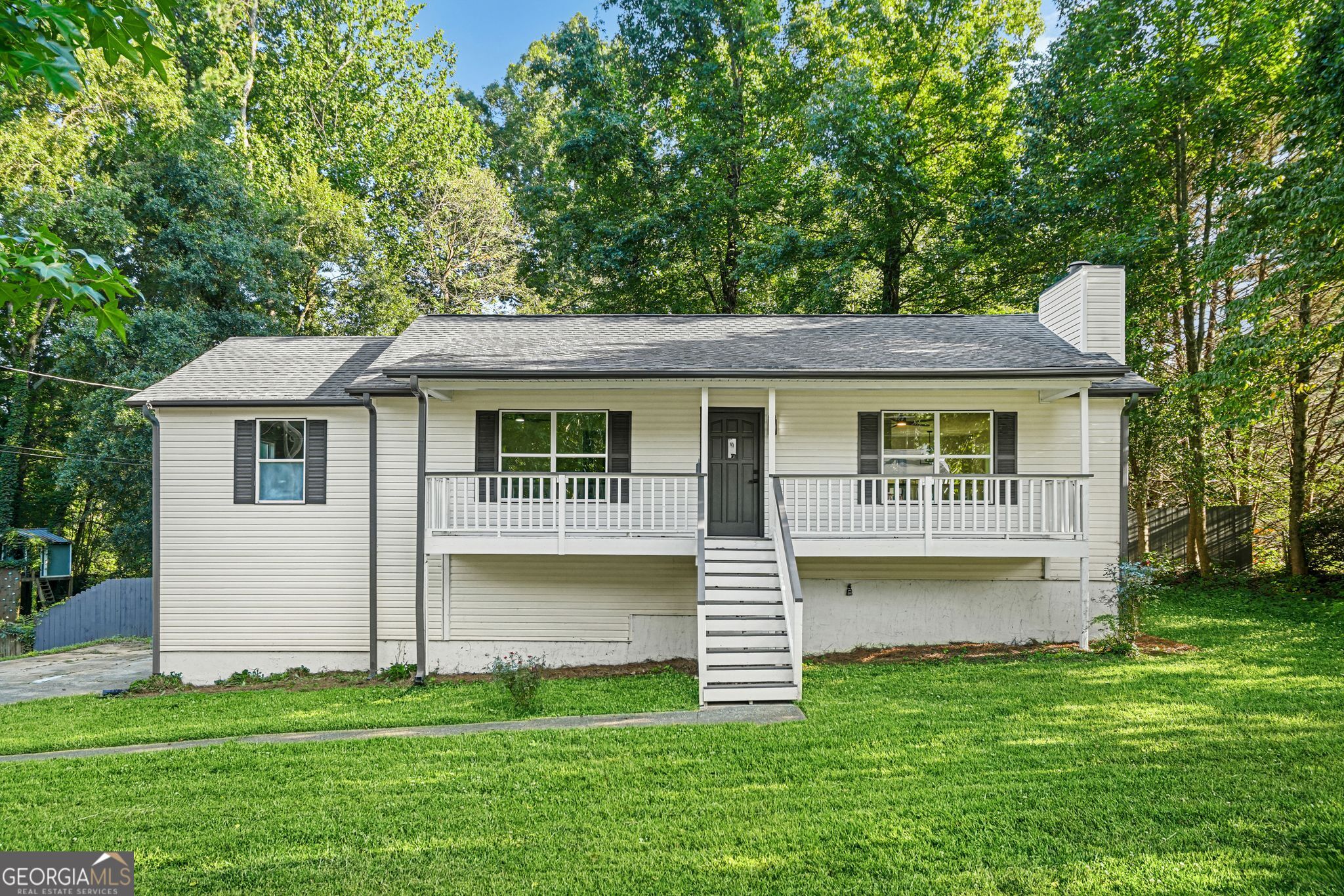 4553 Mars Court NW Property Photo 1