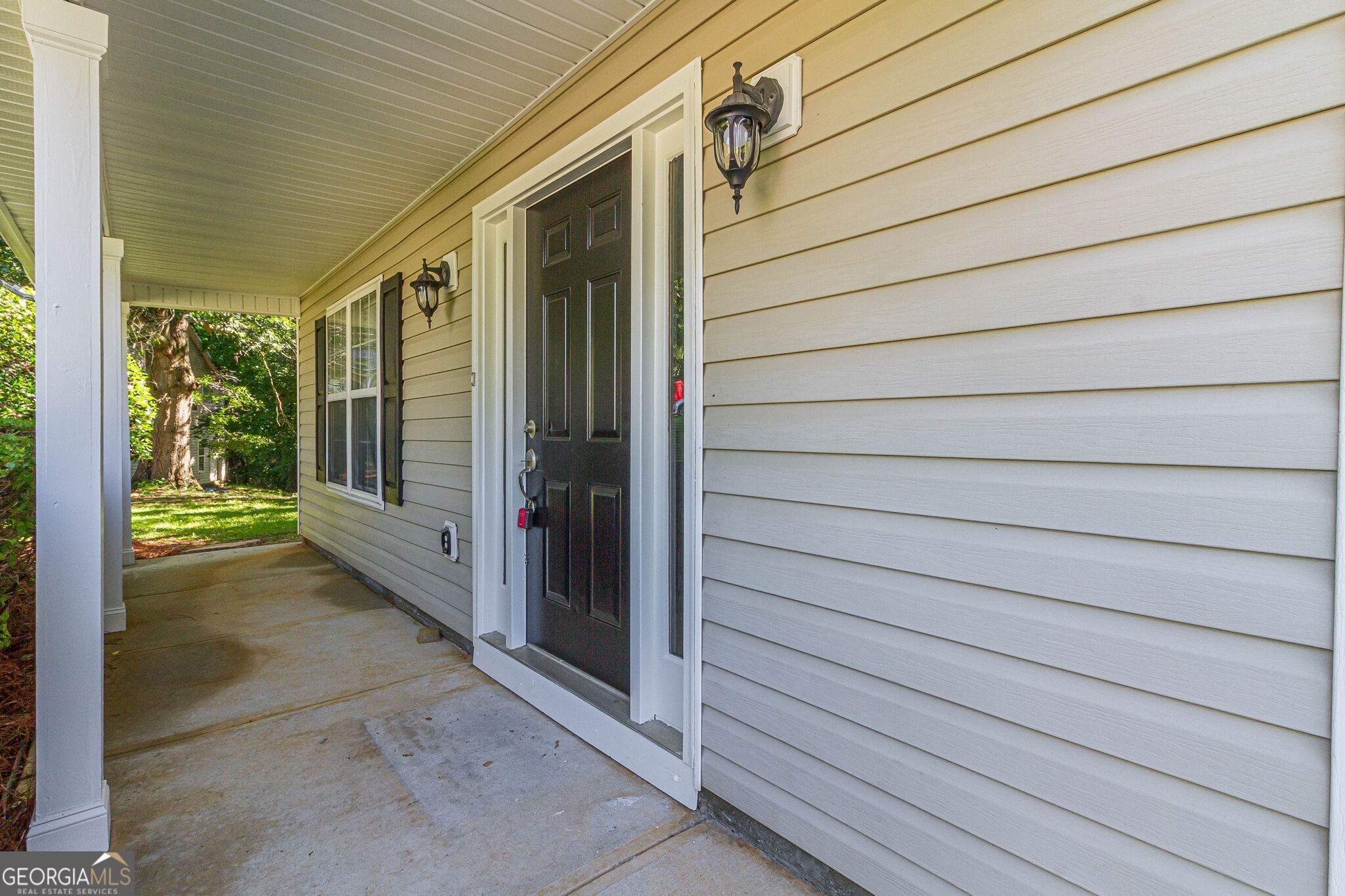 1520 Riverglen Drive Property Photo 4
