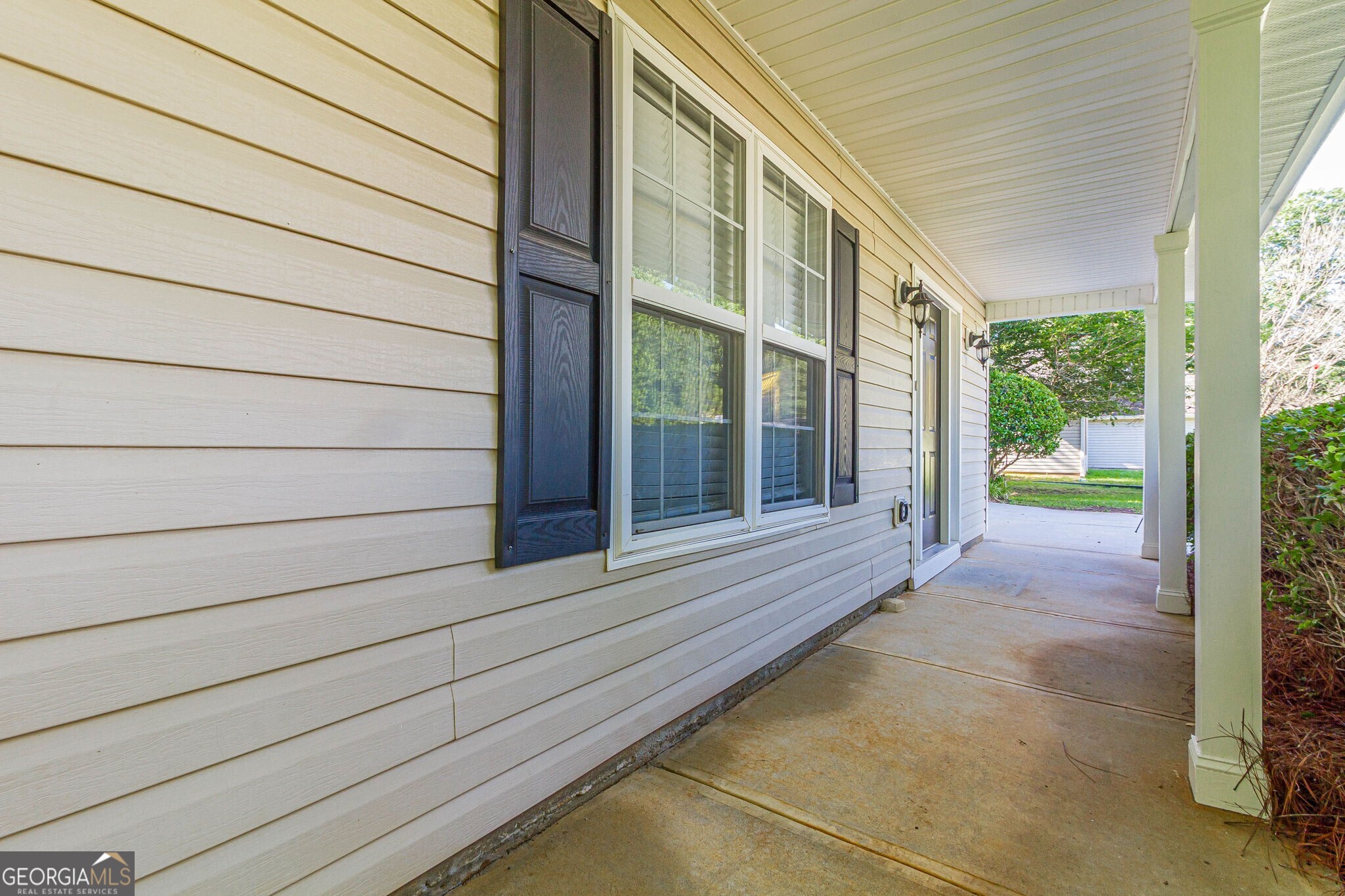 1520 Riverglen Drive Property Photo 5