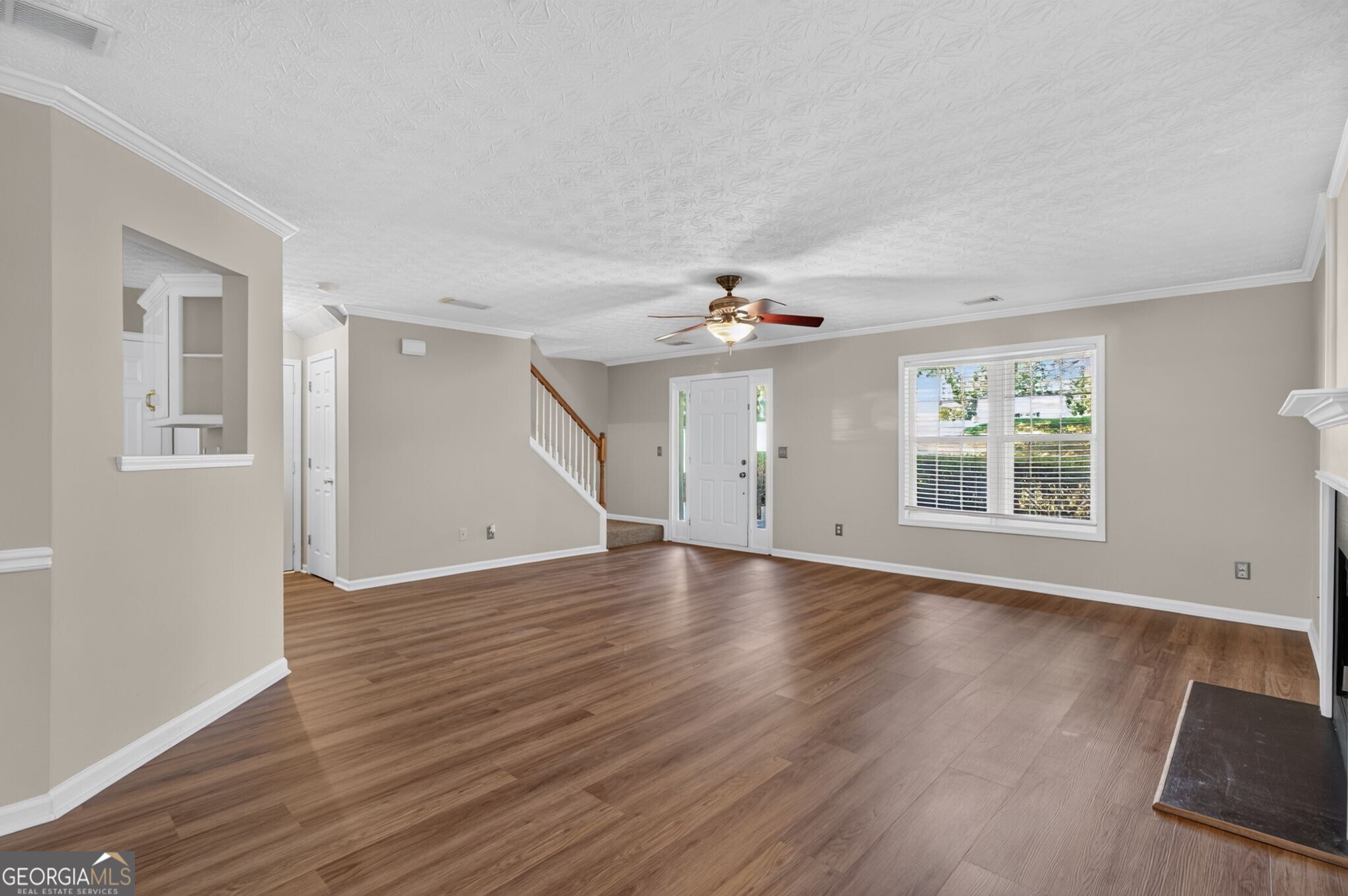 1520 Riverglen Drive Property Photo 8