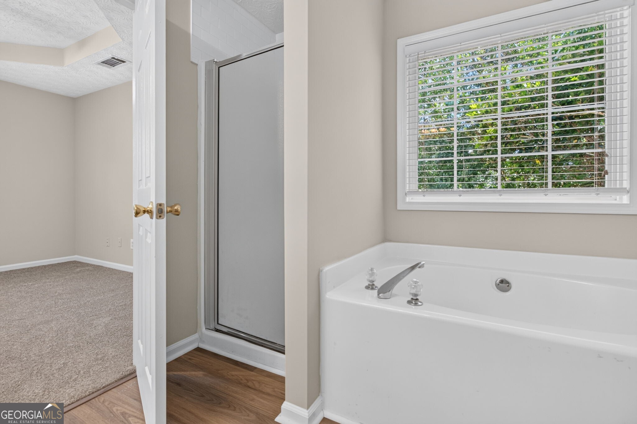 1520 Riverglen Drive Property Photo 22