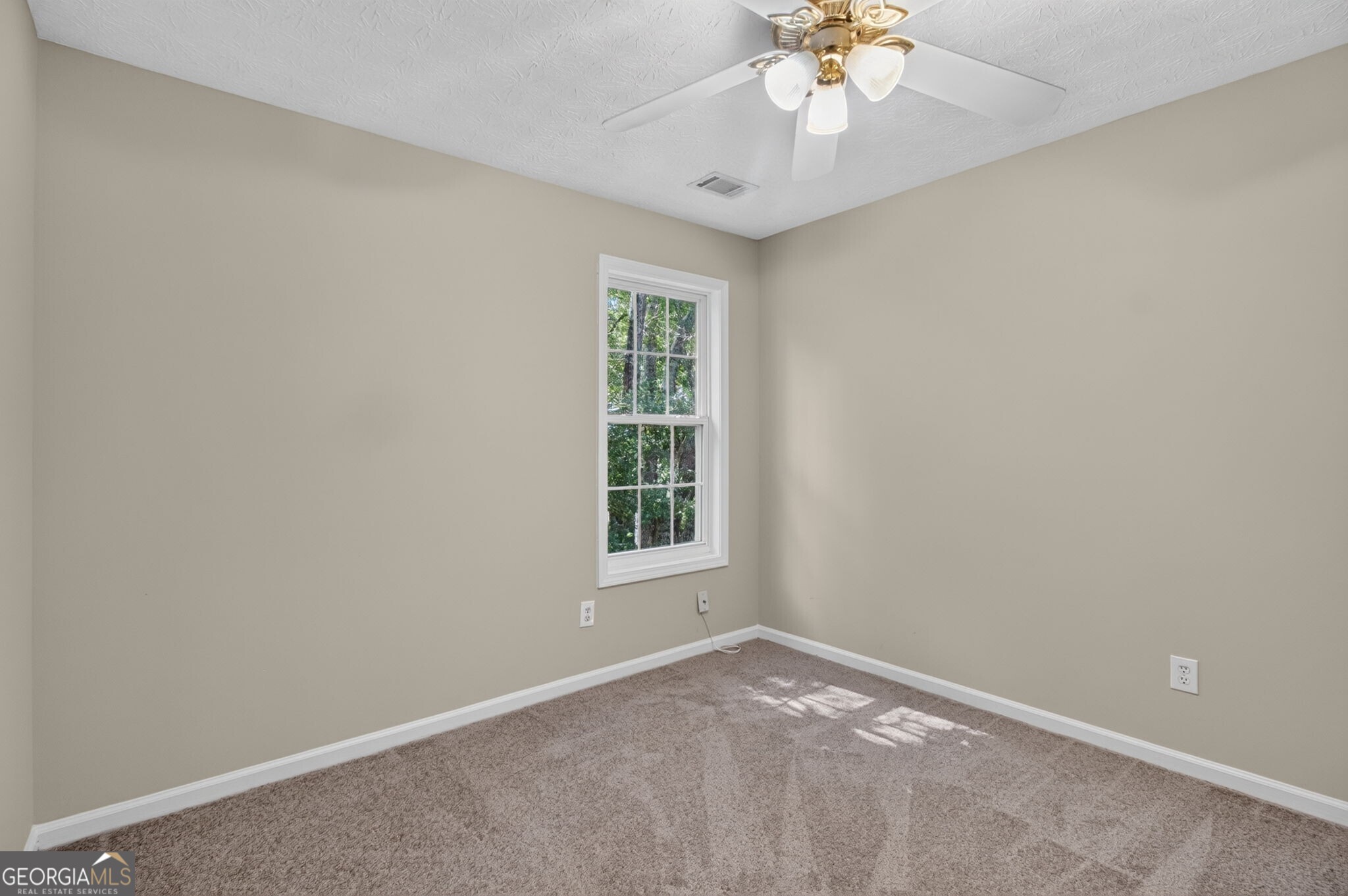 1520 Riverglen Drive Property Photo 24