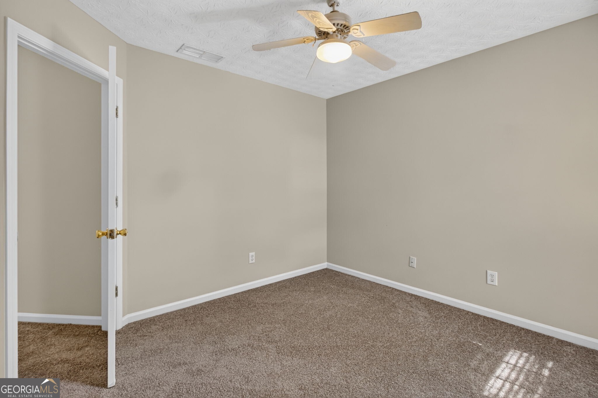 1520 Riverglen Drive Property Photo 29