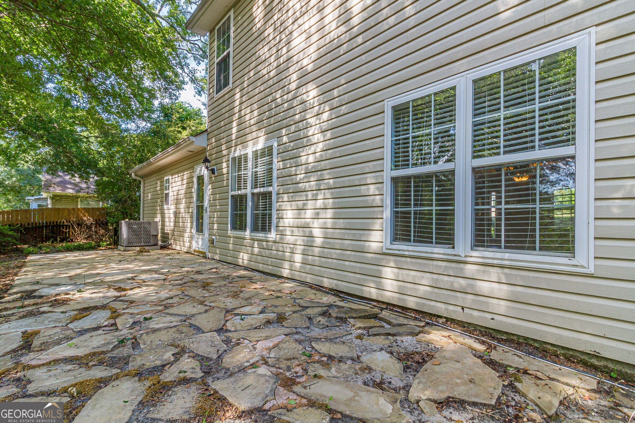 1520 Riverglen Drive Property Photo 34