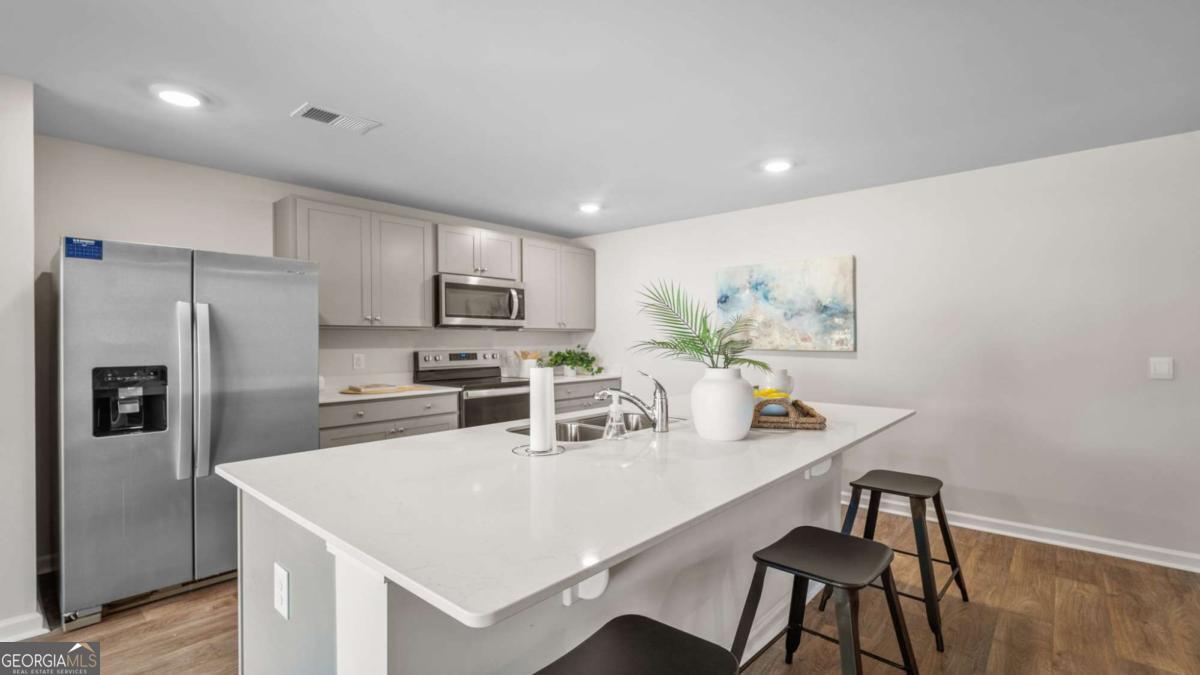 404 Mims Street Property Photo 13
