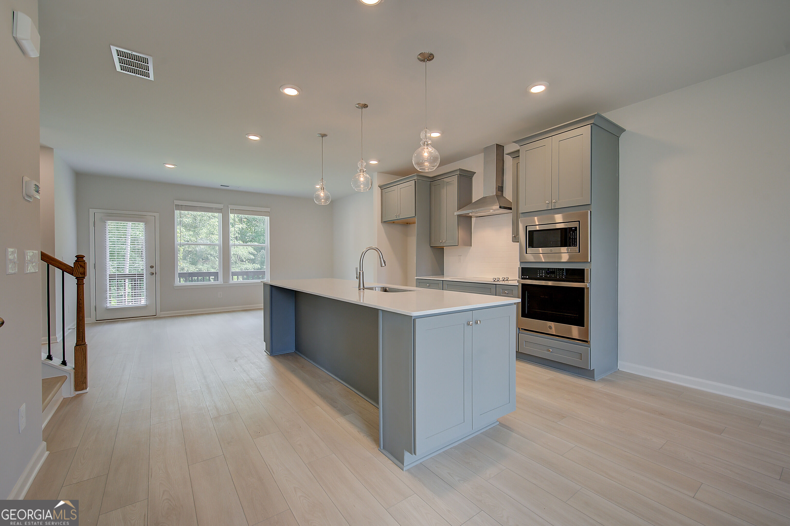 3004 Daybreak Lane Property Photo 1