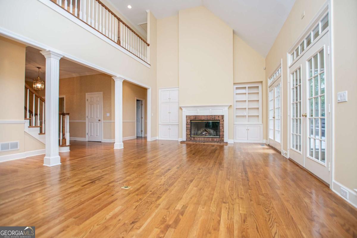36 London Way Property Photo 6