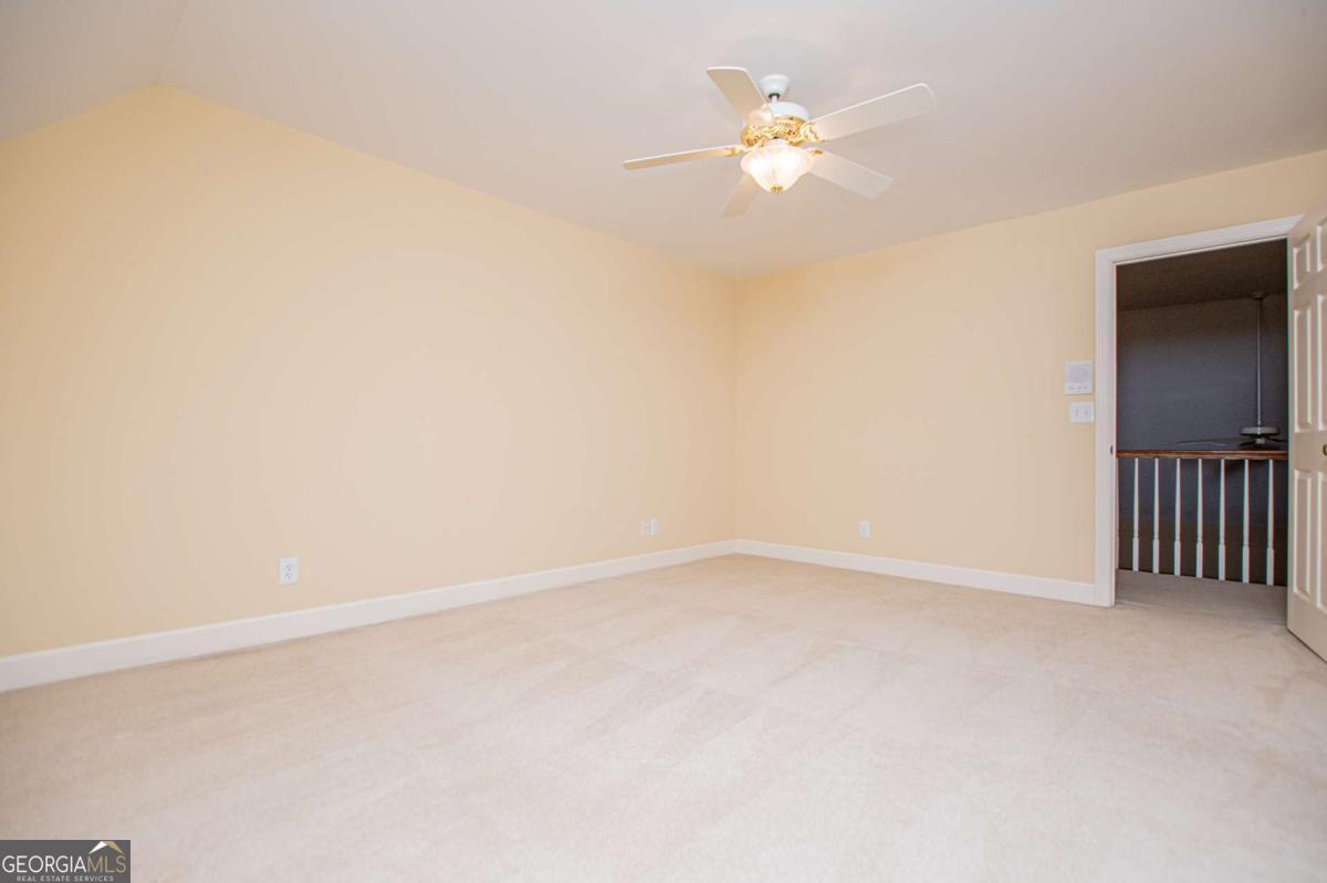 36 London Way Property Photo 36