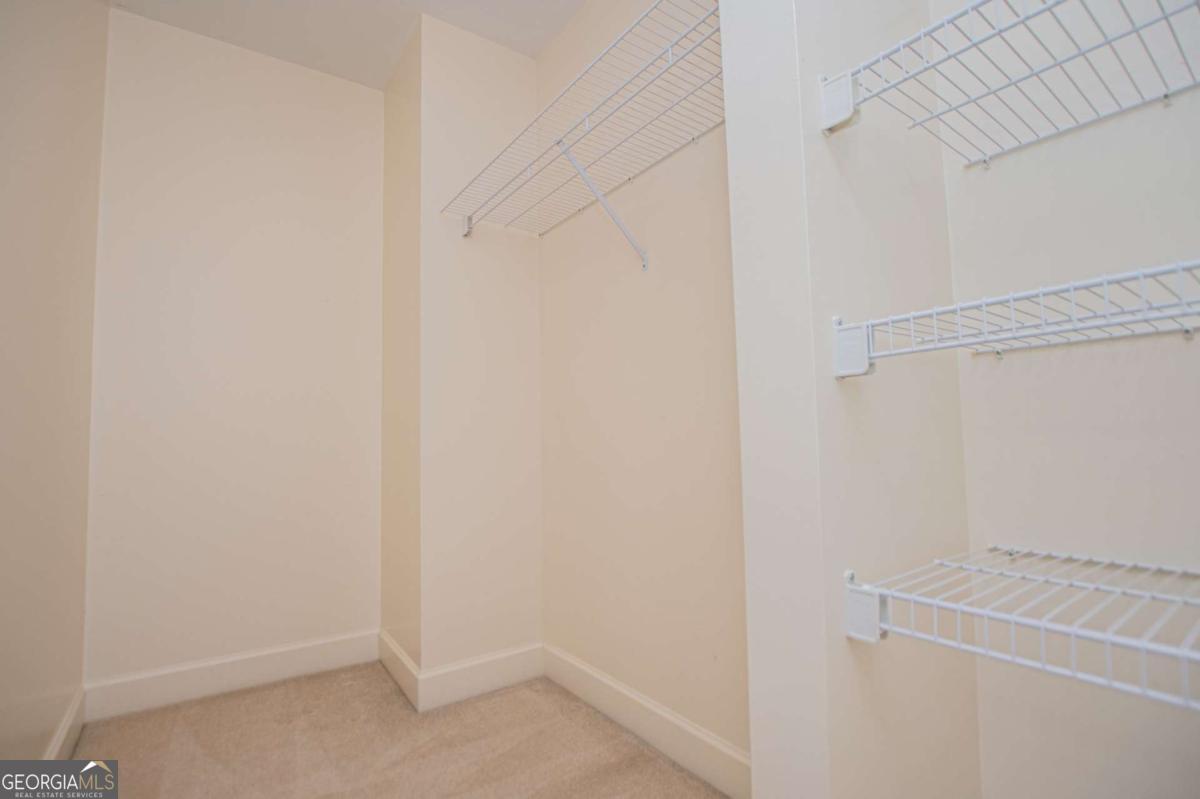36 London Way Property Photo 46