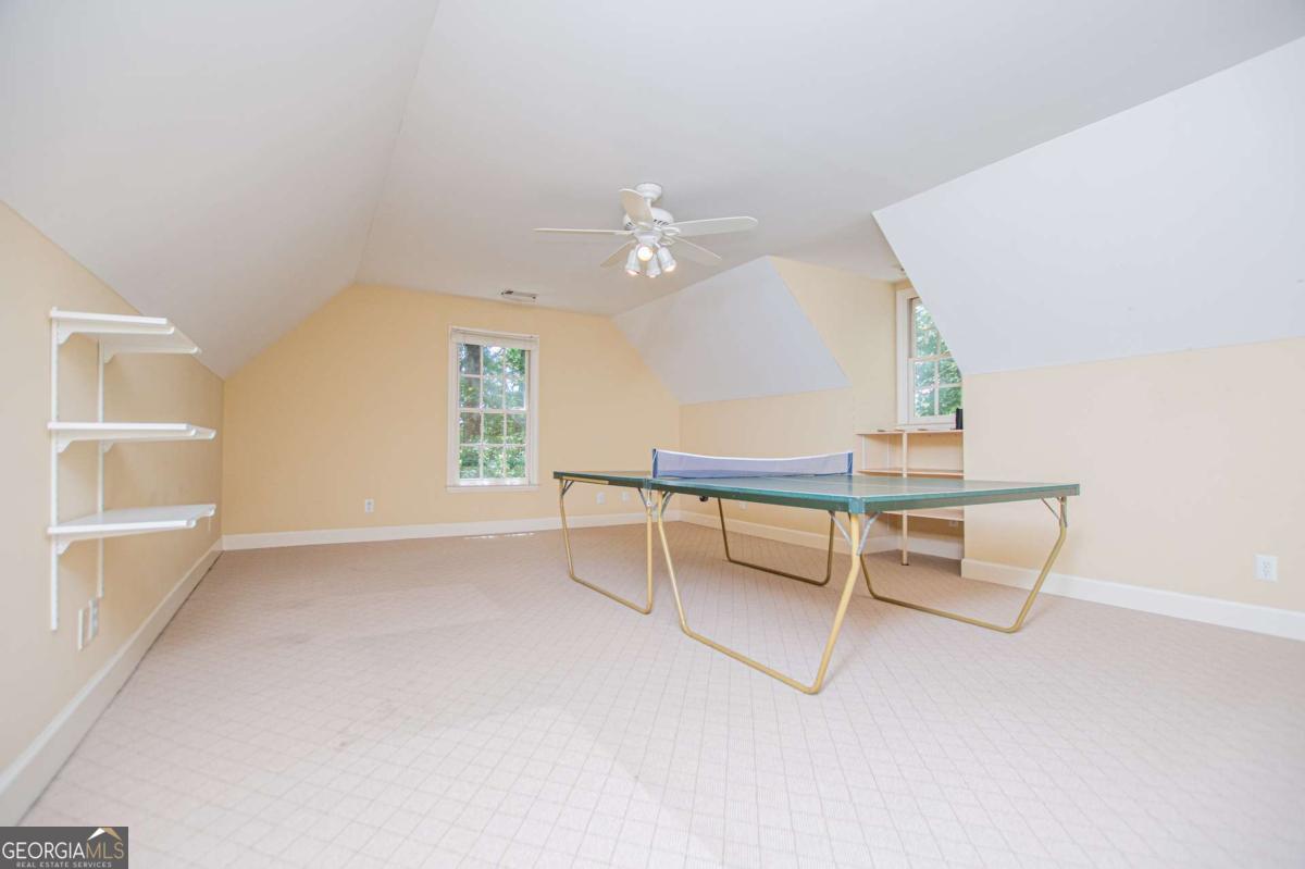 36 London Way Property Photo 47