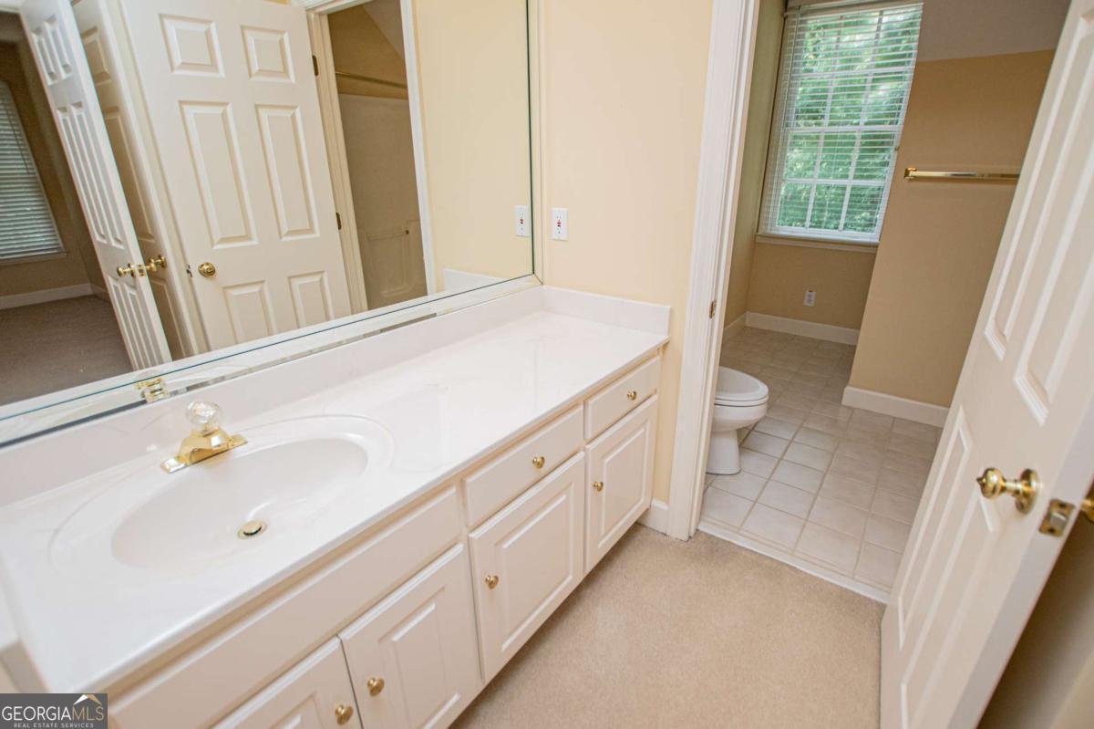 36 London Way Property Photo 49