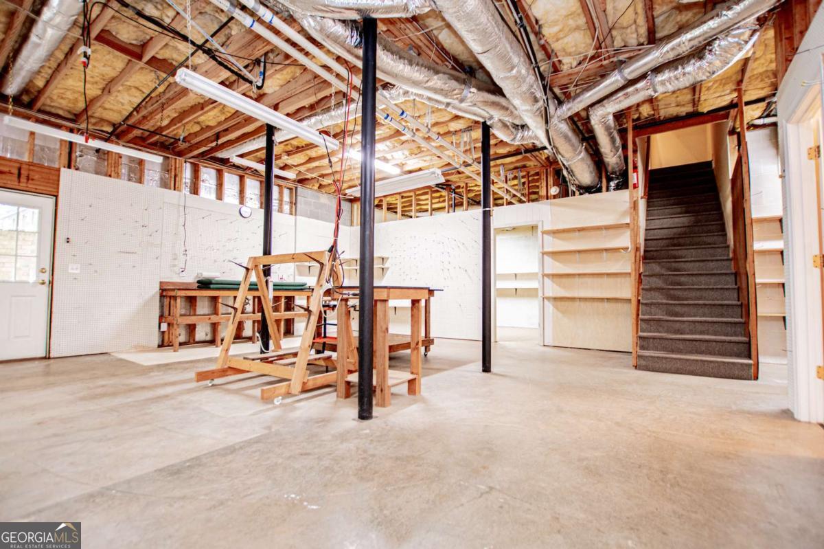 36 London Way Property Photo 52