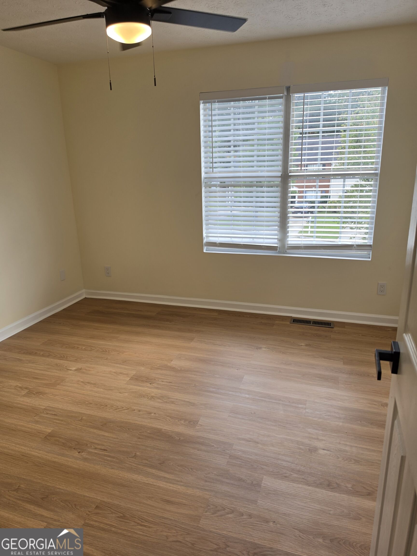 1327 Hollenbeck Lane Property Photo 19