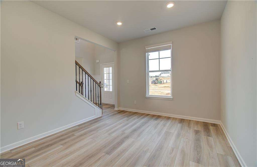 213 Delta Drive Property Photo 6