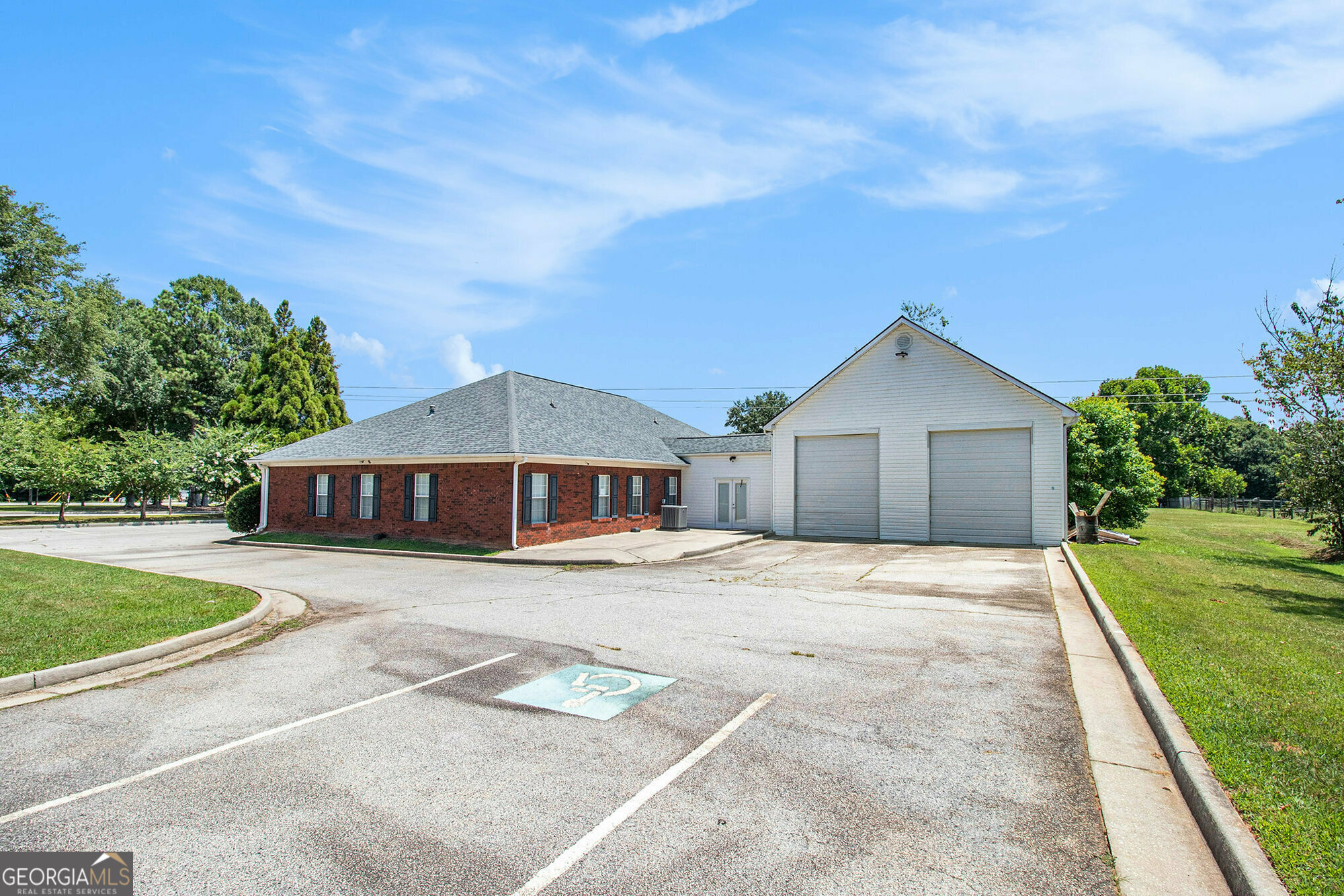 3175 Highway 81 W Property Photo 2