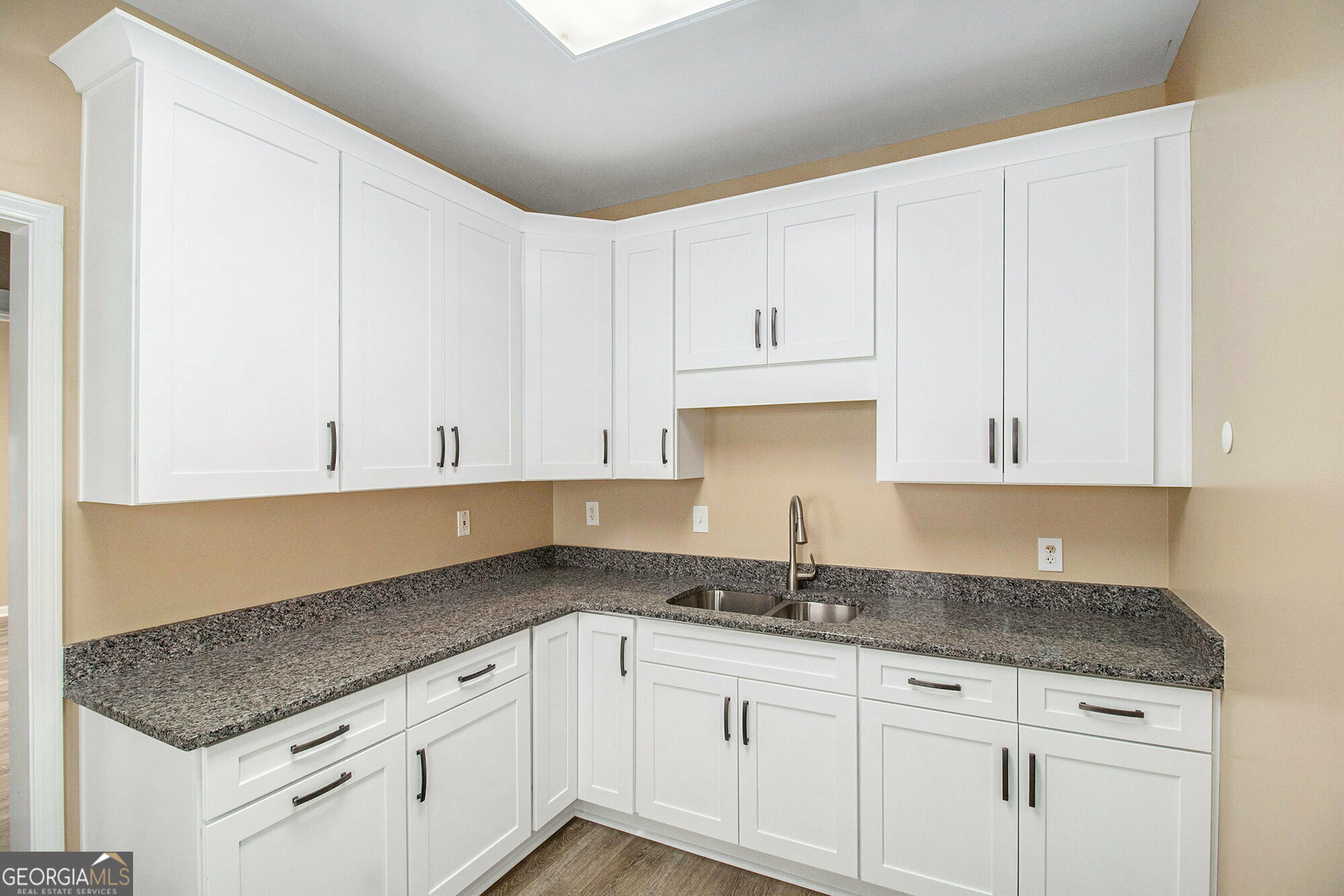 3175 Highway 81 W Property Photo 10