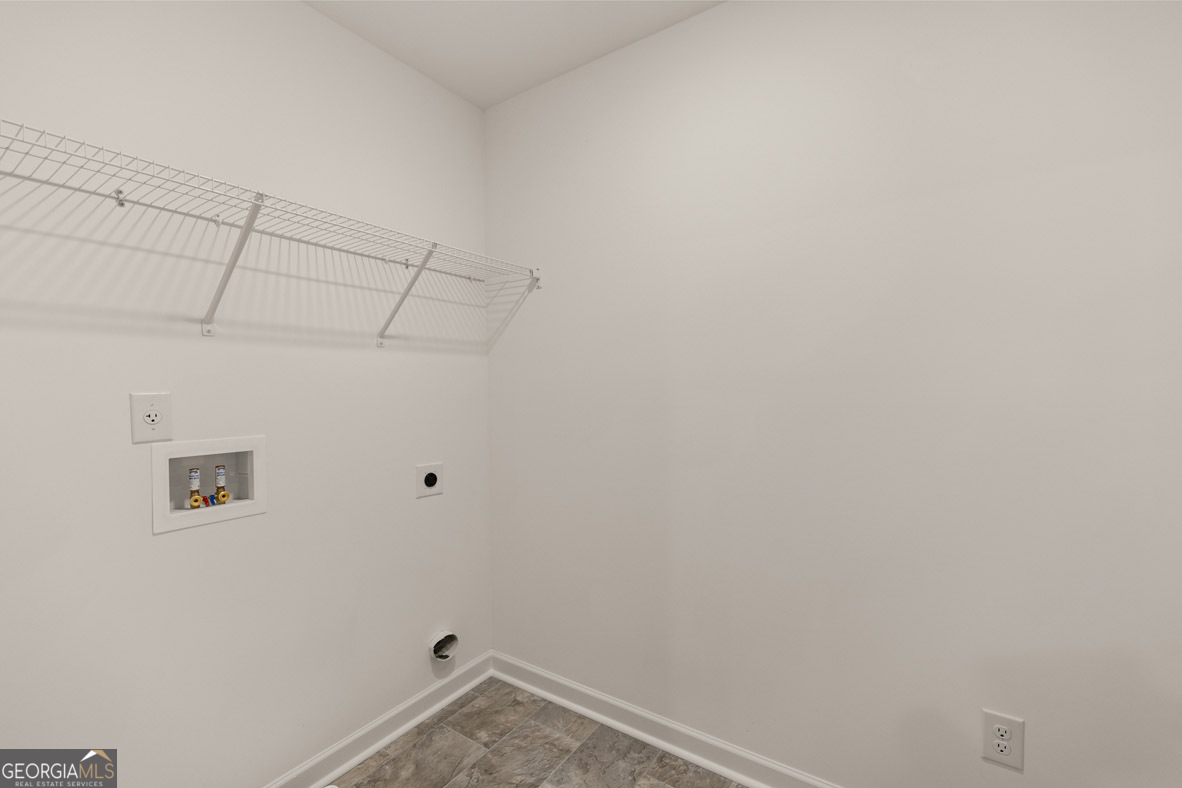 3078 Champions Way Property Photo 32