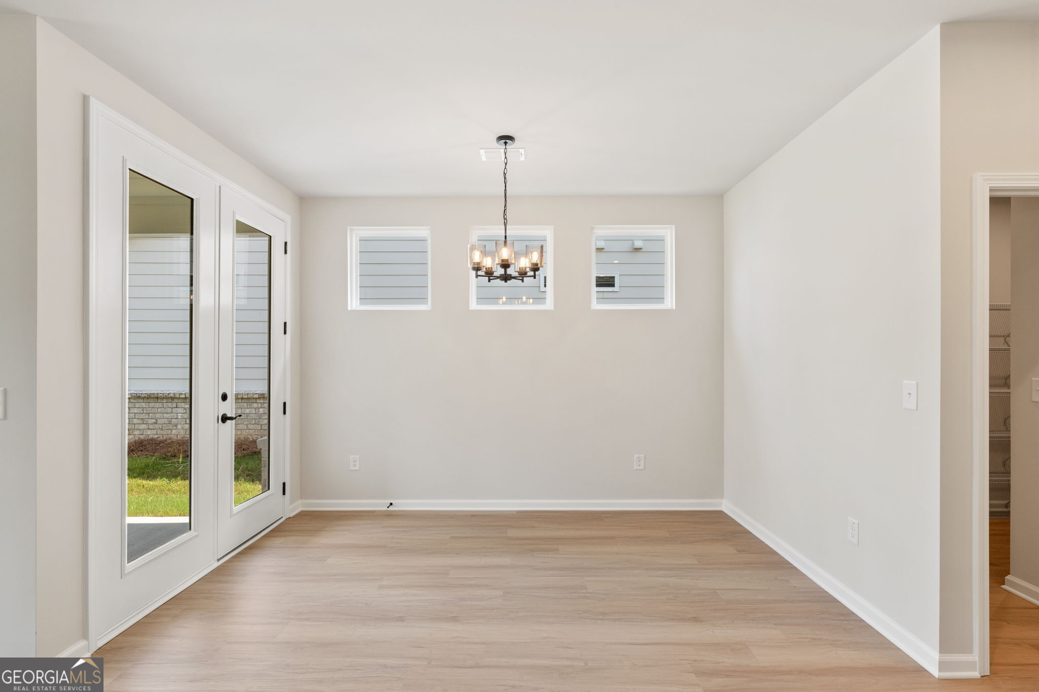 3565 Arrow Root Circle Property Photo 7