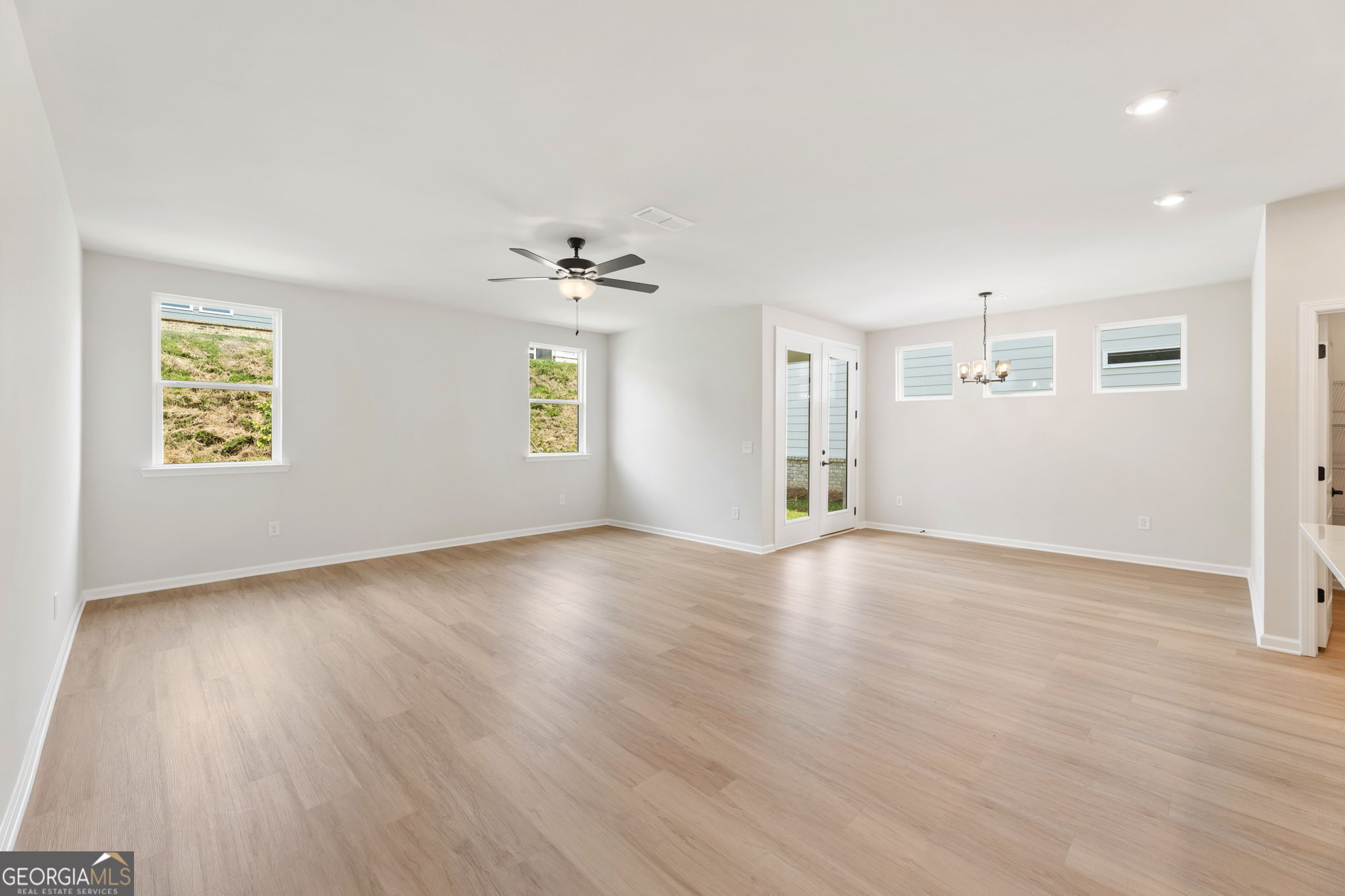 3565 Arrow Root Circle Property Photo 11