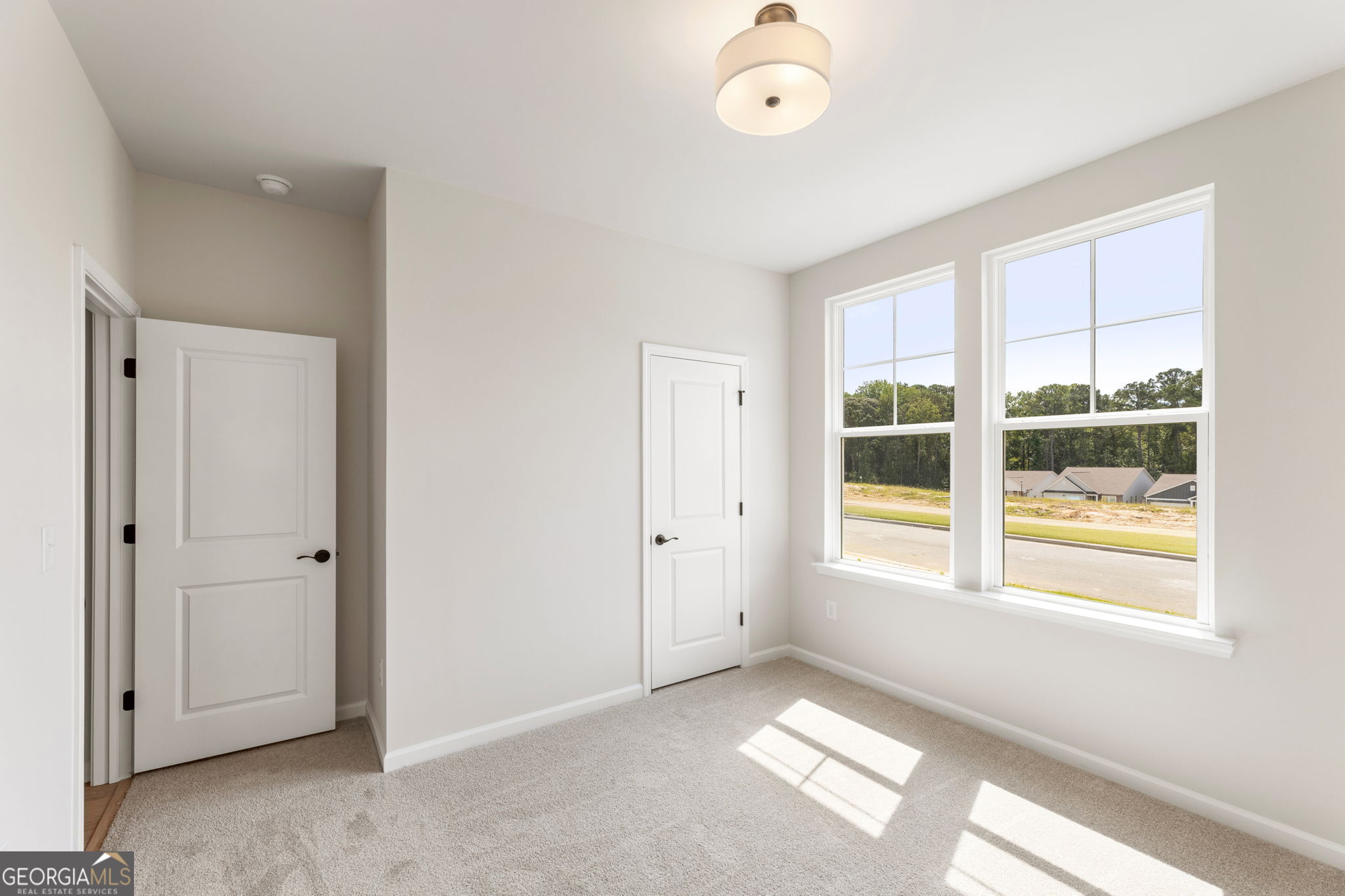 3565 Arrow Root Circle Property Photo 13